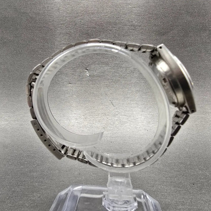 Seiko 5 Automatic Watch Women 25mm Silver Dial Silver Tone 4206-0410 New Battery7