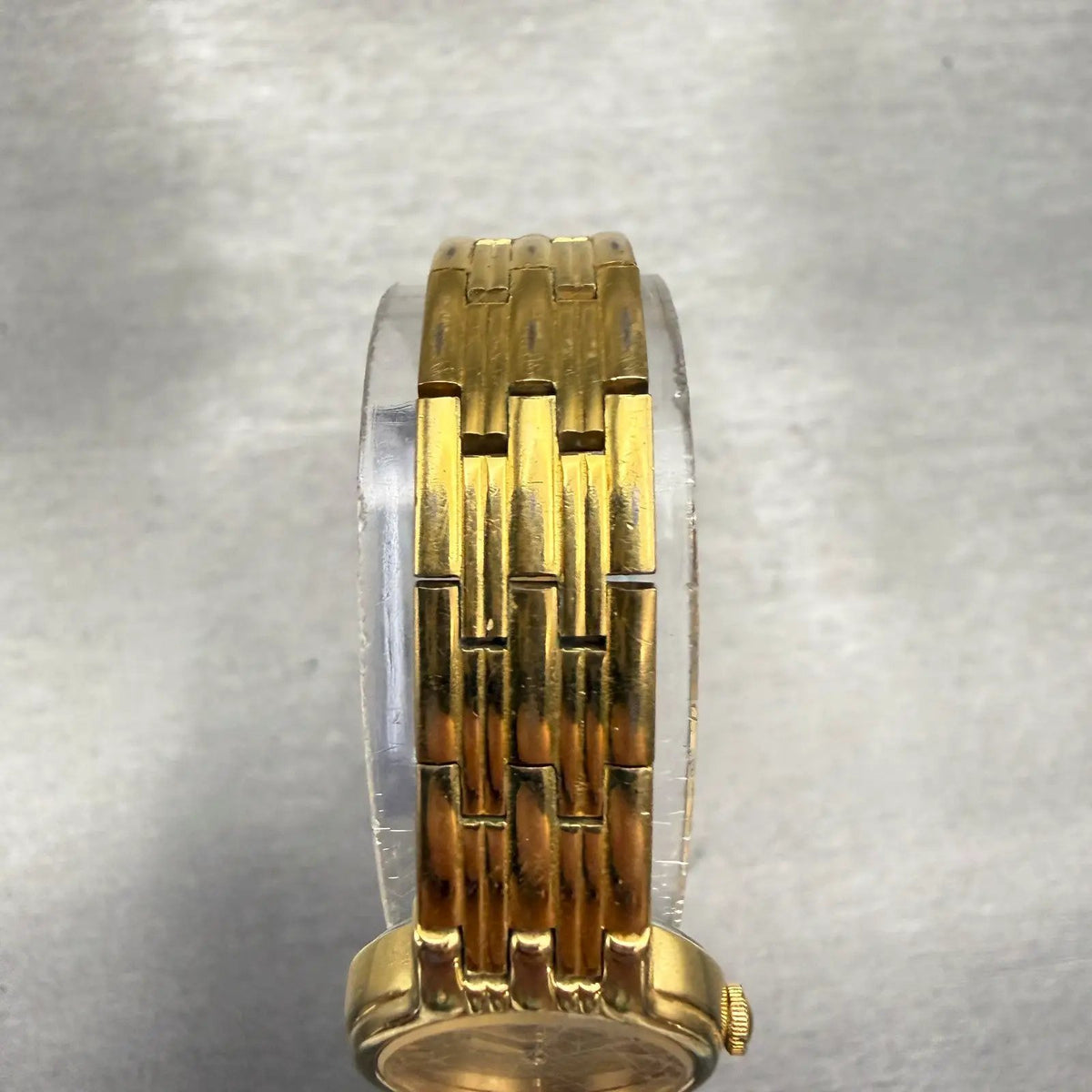 48302323