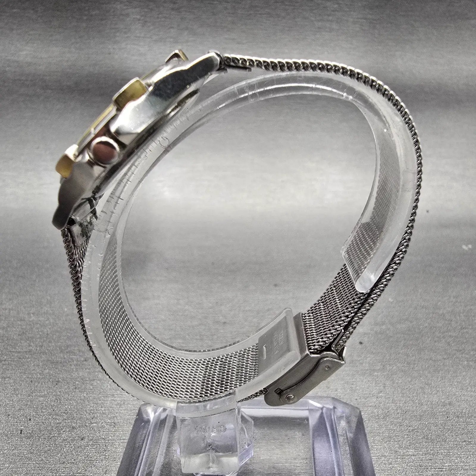 Skagen Denmark Watch Women 26mm Silver Dial Two Tone Date Round 63SGSS New Batt6