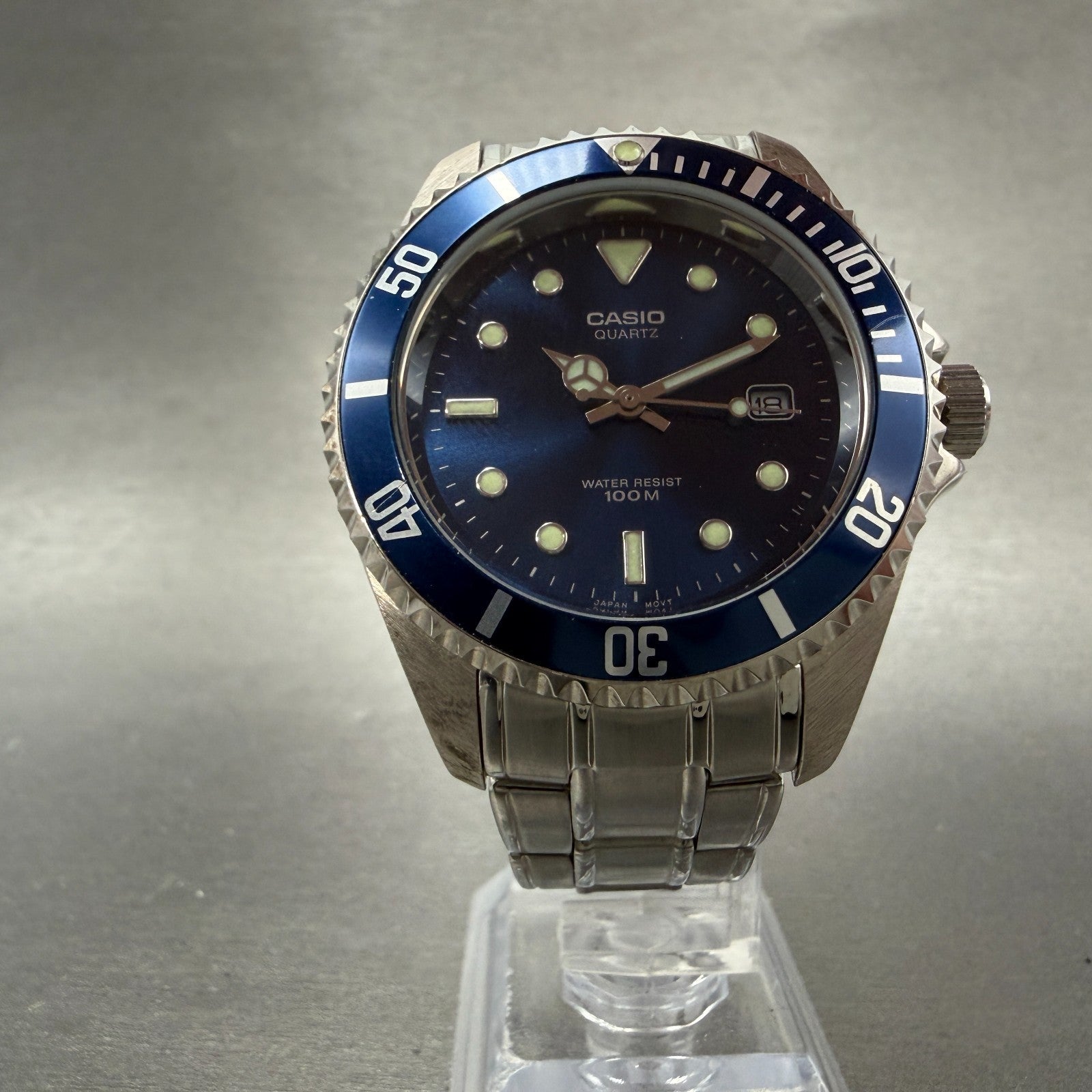 Casio Dive Watch Men 40mm Blue Dial Silver Tone Date MTD-1010 New Battery5