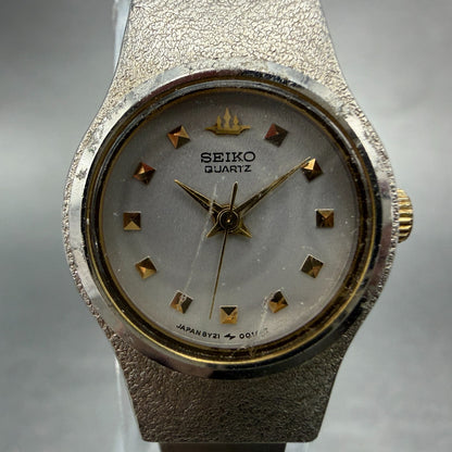 Seiko Watch Women 20mm Silver Dial Silver Tone Round 8Y21-0010  New Battery HJ71