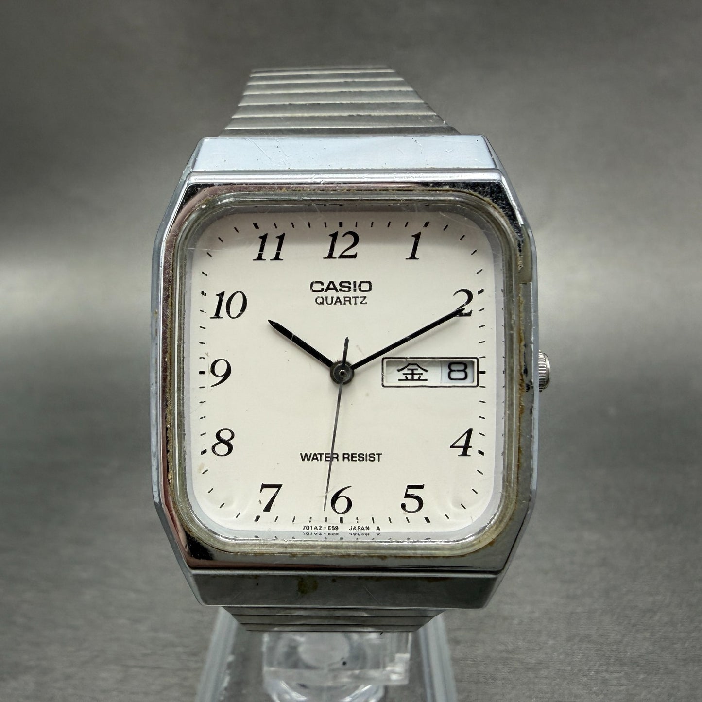 Casio MQ-518 Watch Men 30mm Silver Dial Silver Tone Rectangle Daydate New BattHJ0