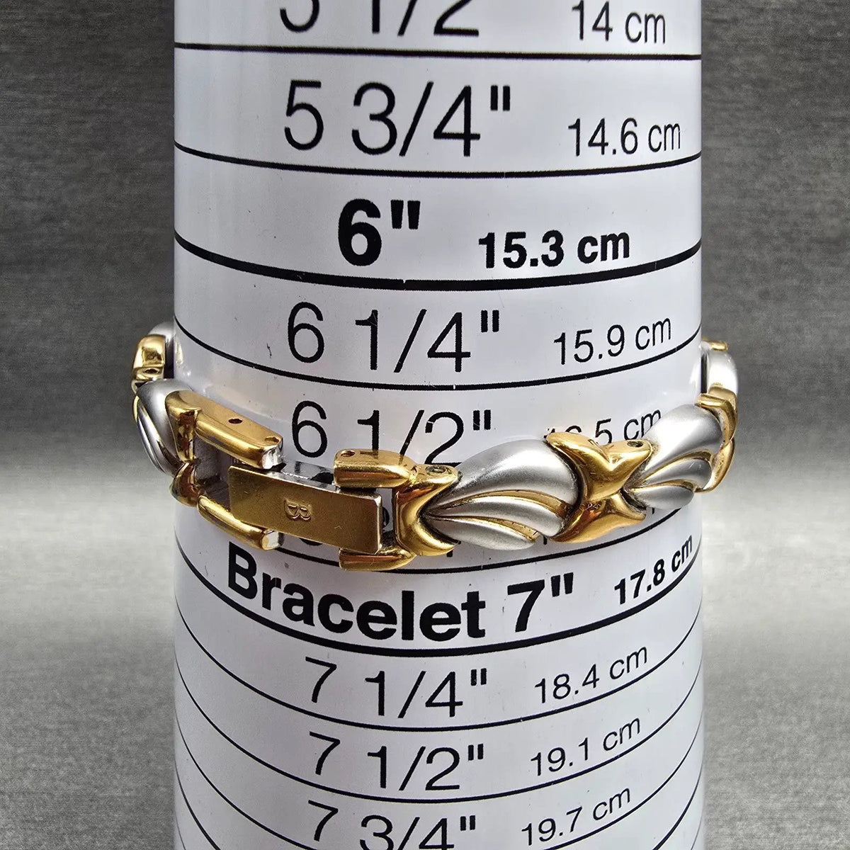 Bulova Watch Women 17mm MOP Dial Two Tone Oval 98T00 New Battery Bracelet VTG9