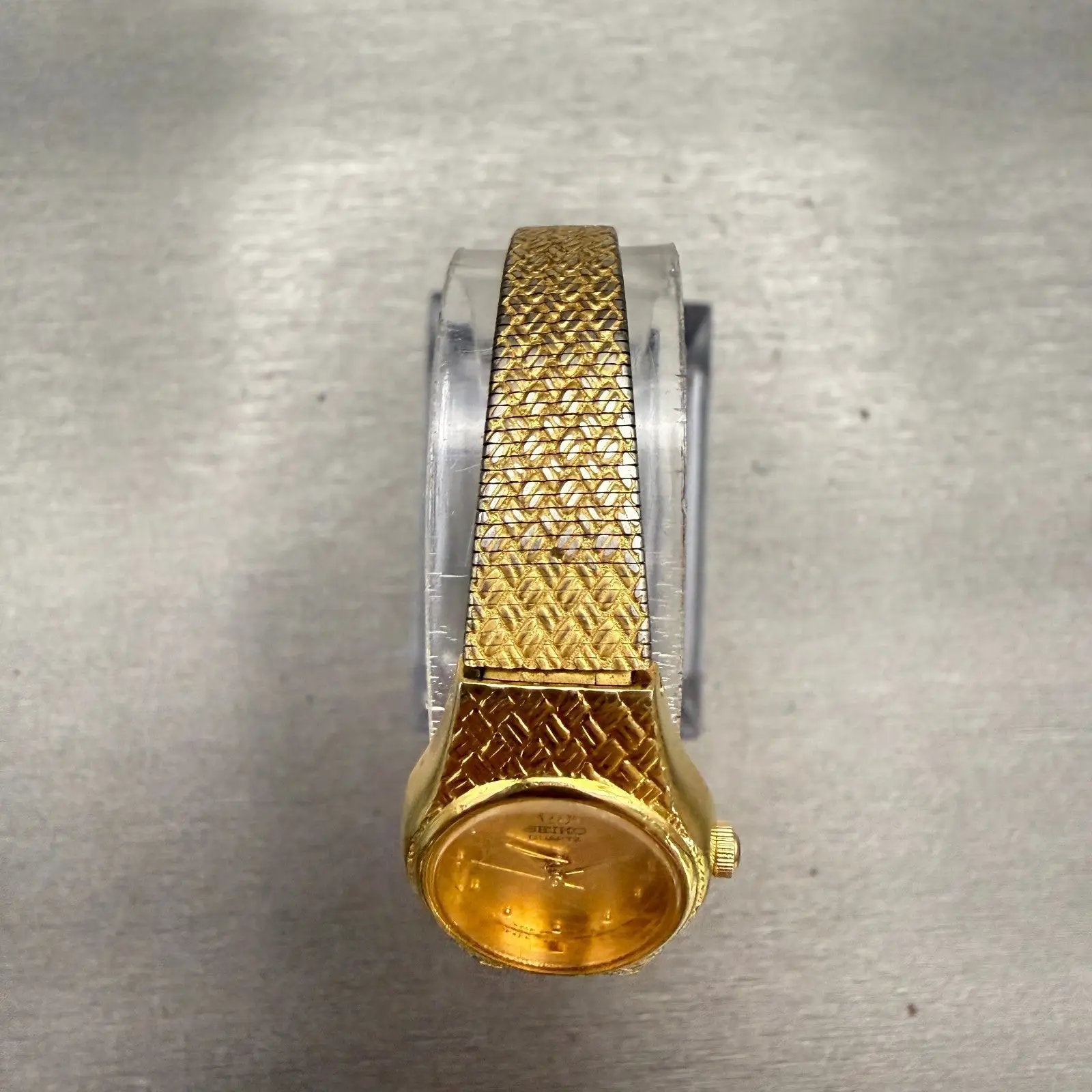 Seiko Watch Women 18mm Gold Dial Gold Tone Oval V401-5310 New Battery Vintage4