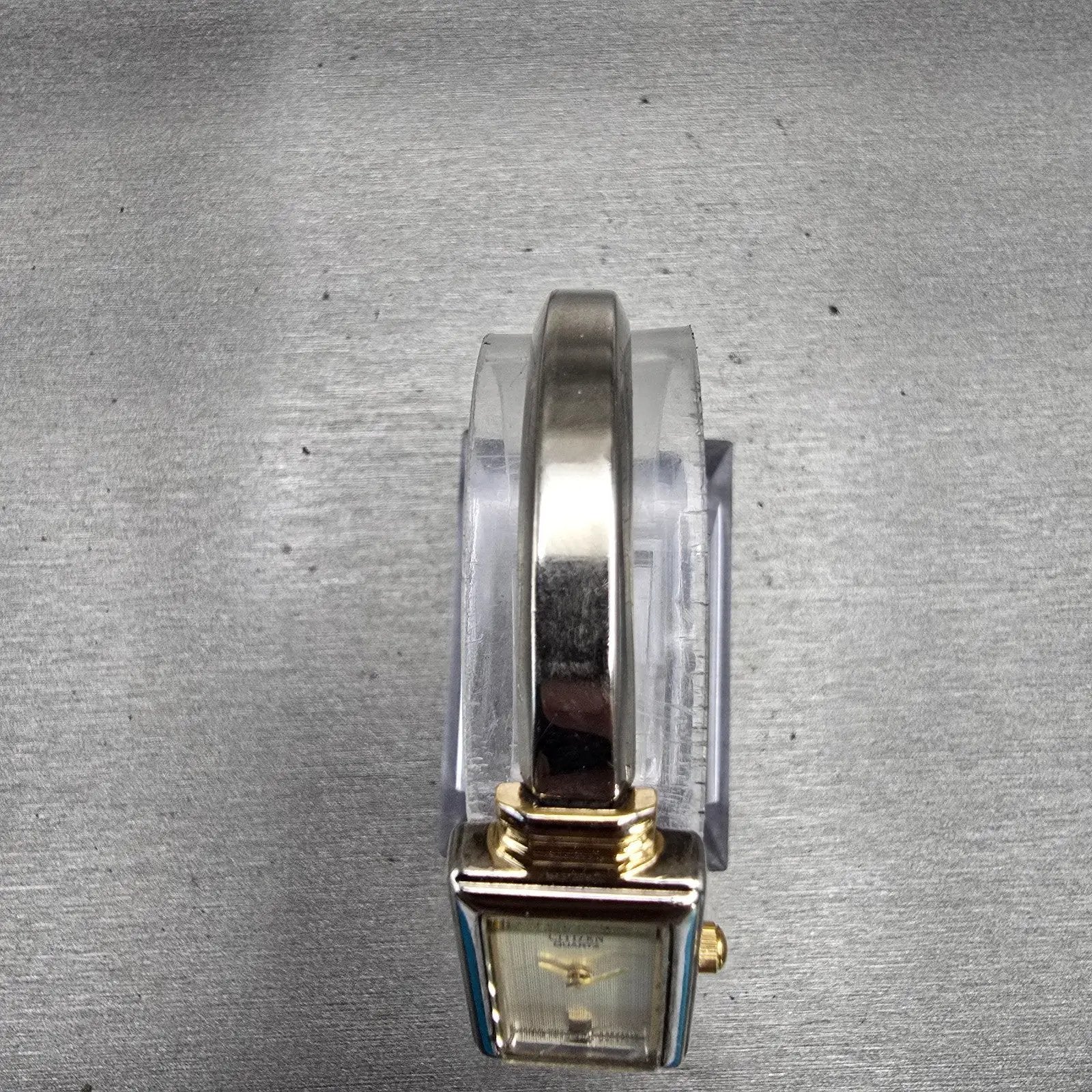 Citizen Watch Women 15mm Champagne Dial Two Tone Rectangle 5421-K15044 New Batt4