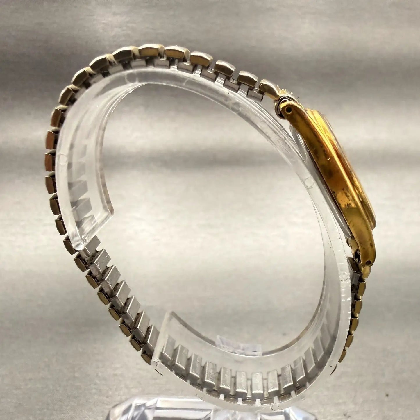 Seiko Watch Women 20mm Champagne Dial Gold Tone Oval 4N01-5060 New Battery VTG8