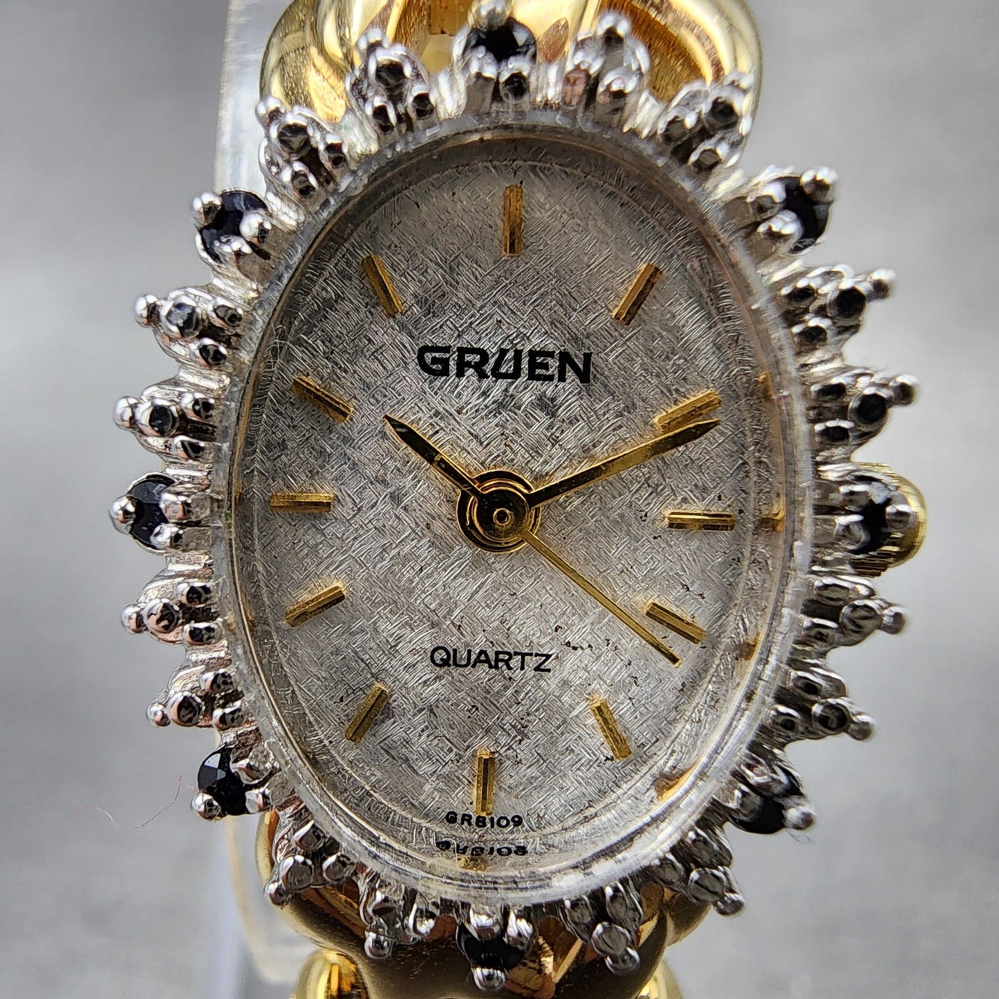 Gruen Watch Women 17mm White Dial Gold Oval Diamond & Gem Bezel New Battery1