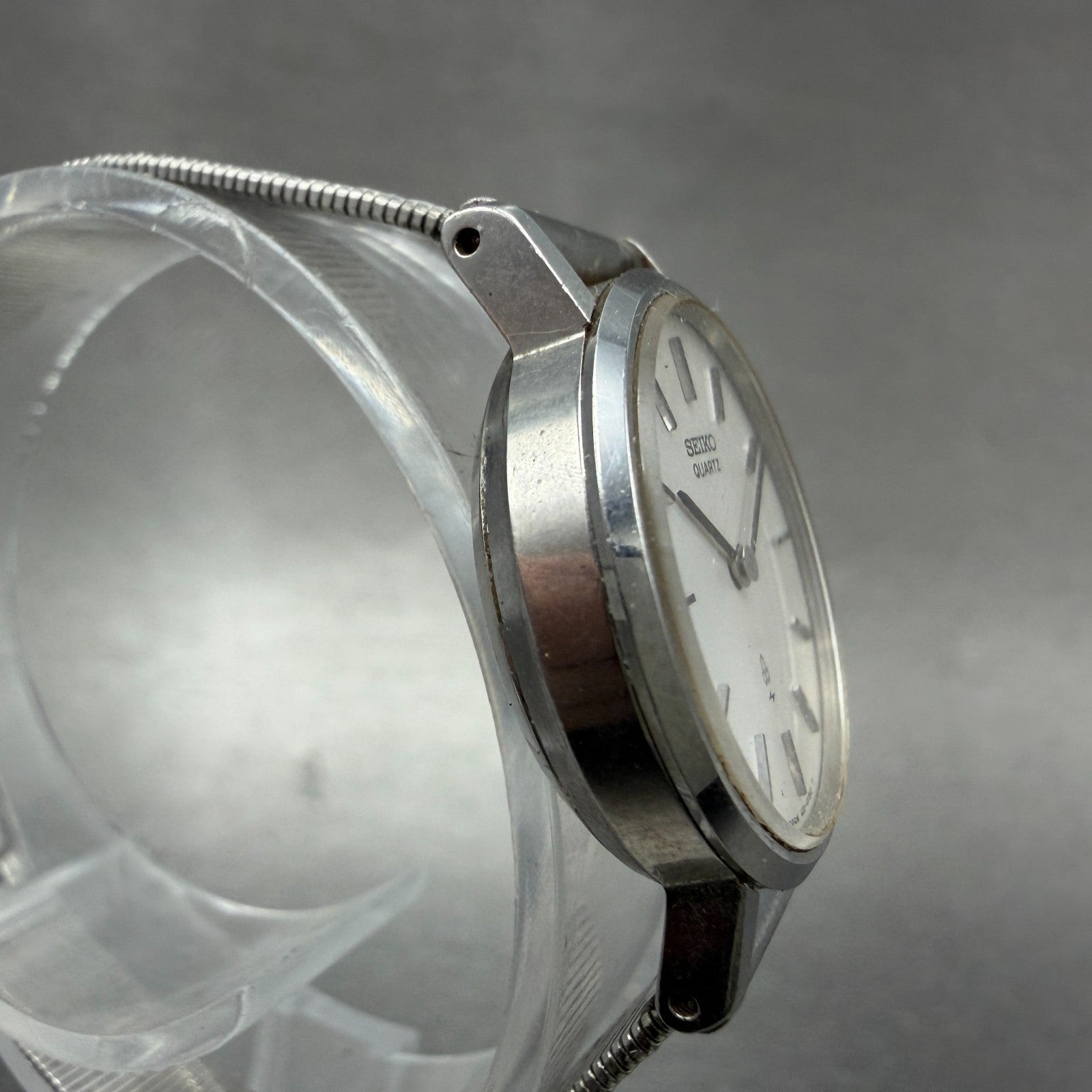 Seiko Watch Women 24mm White Dial Silver Tone Round 43-0070 New Battery Vintage23
