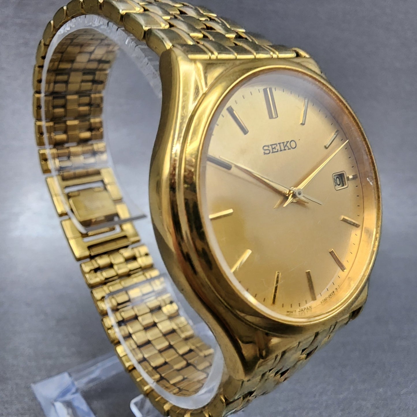 Seiko Watch Men 33mm Champagne Dial Gold Tone Date V732-0c49 New Battery