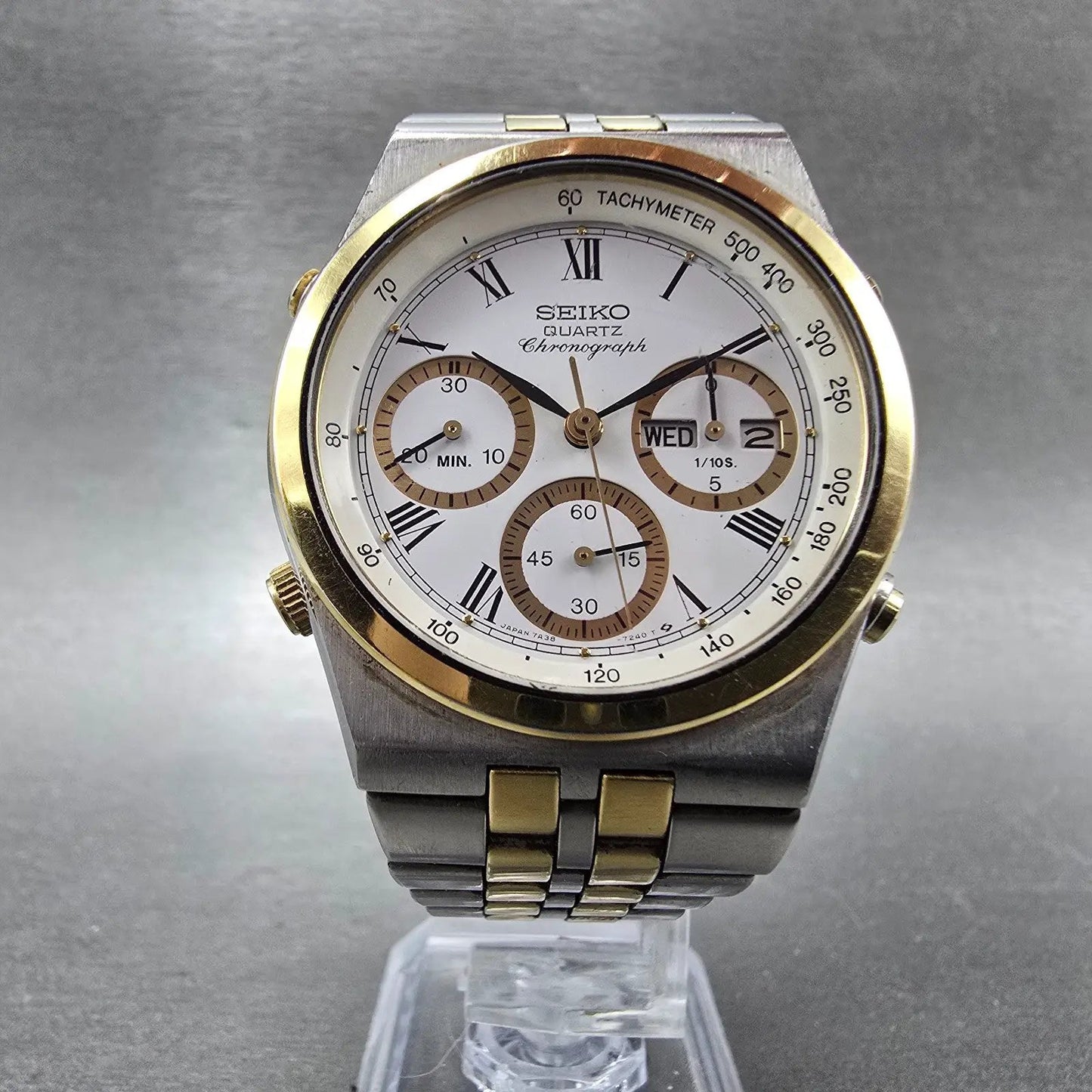 Seiko Chronograph Watch Men 37mm White Dial Two Tone Daydate 7A38-7289 PARTS6