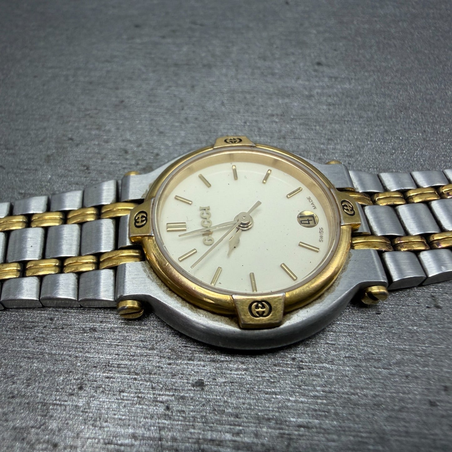 Gucci 9000L Watch Women 25mm Cream Dial Two Tone Date Round NO CASEBACK PARTS6
