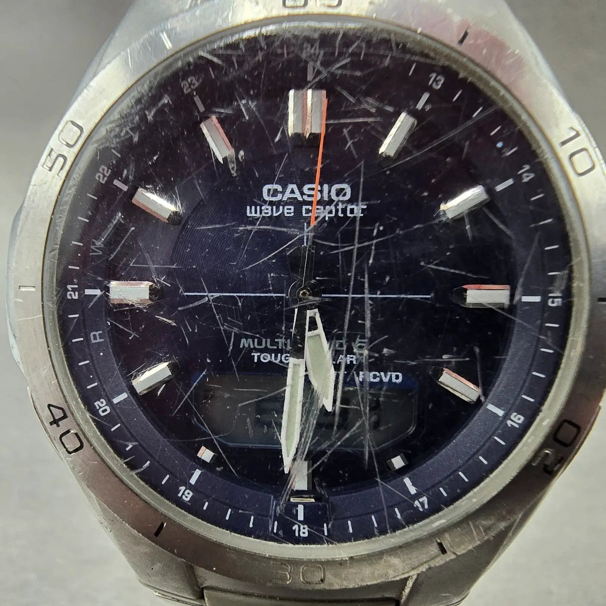 Casio Wave Ceptor Watch Men 43mm Blue Dial Silver Solar Alarm Daydate Runs LP1