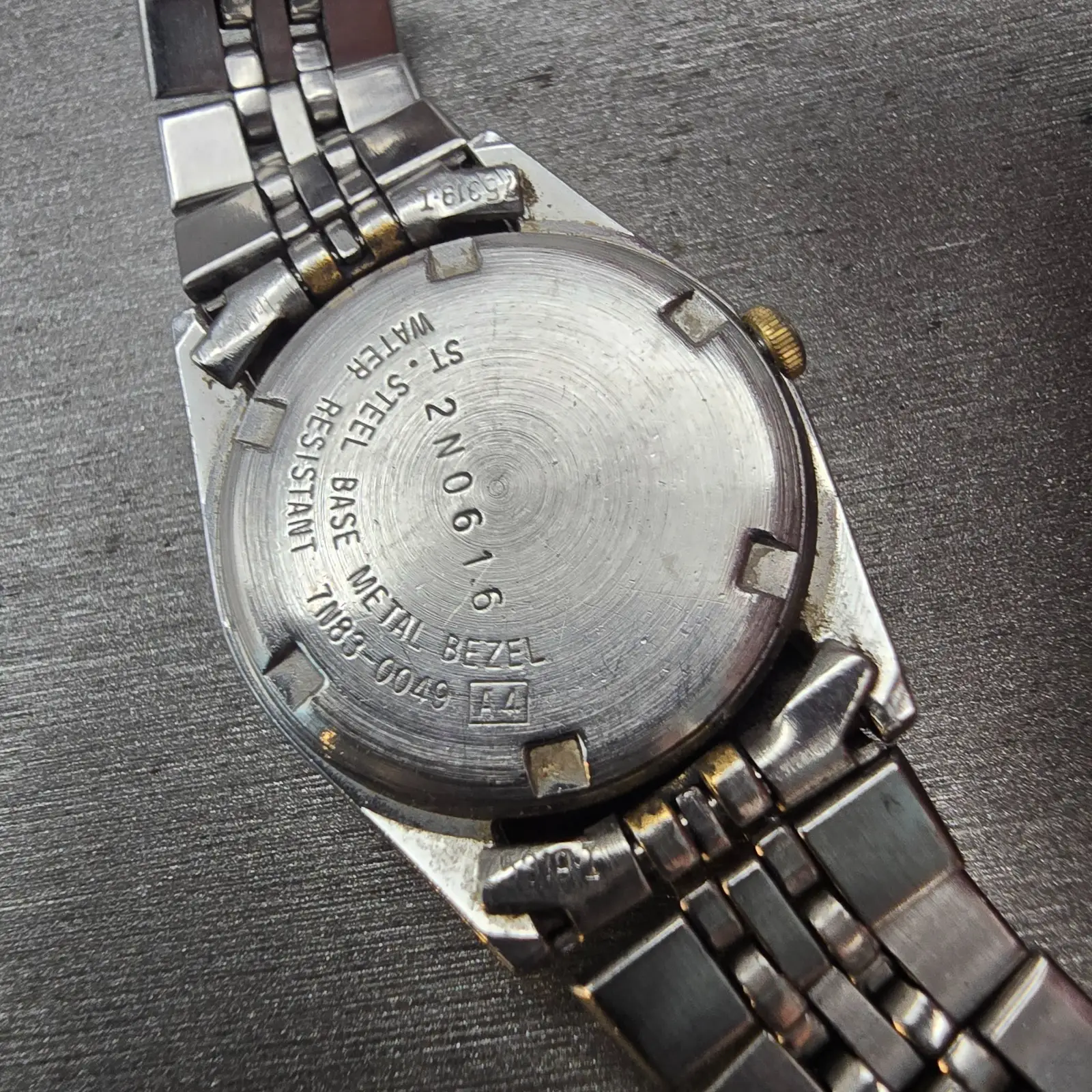 Seiko Watch Women 24mm Silver Dial Two Tone Daydate Round 7N83-0049 New Battery10