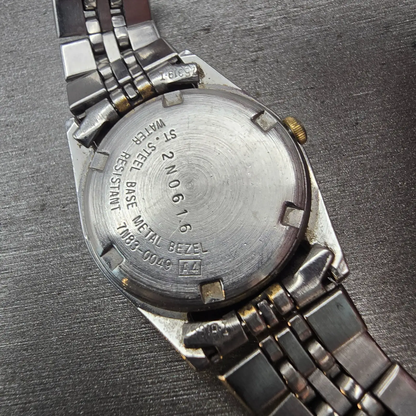 Seiko Watch Women 24mm Silver Dial Two Tone Daydate Round 7N83-0049 New Battery10