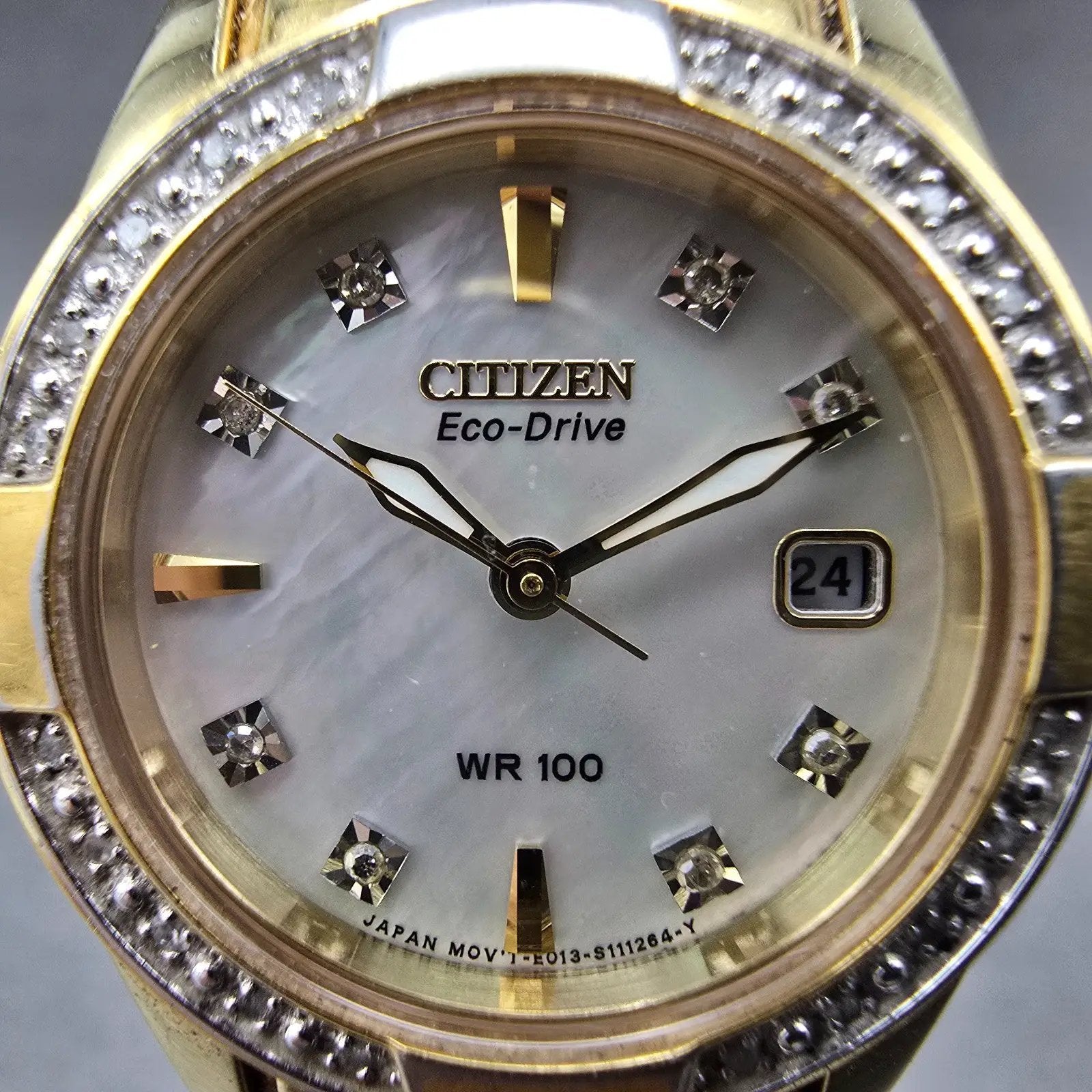 Citizen Eco-Drive Watch Women 26mm MOP Dial Gold Tone Date E013-S076404 Runs1