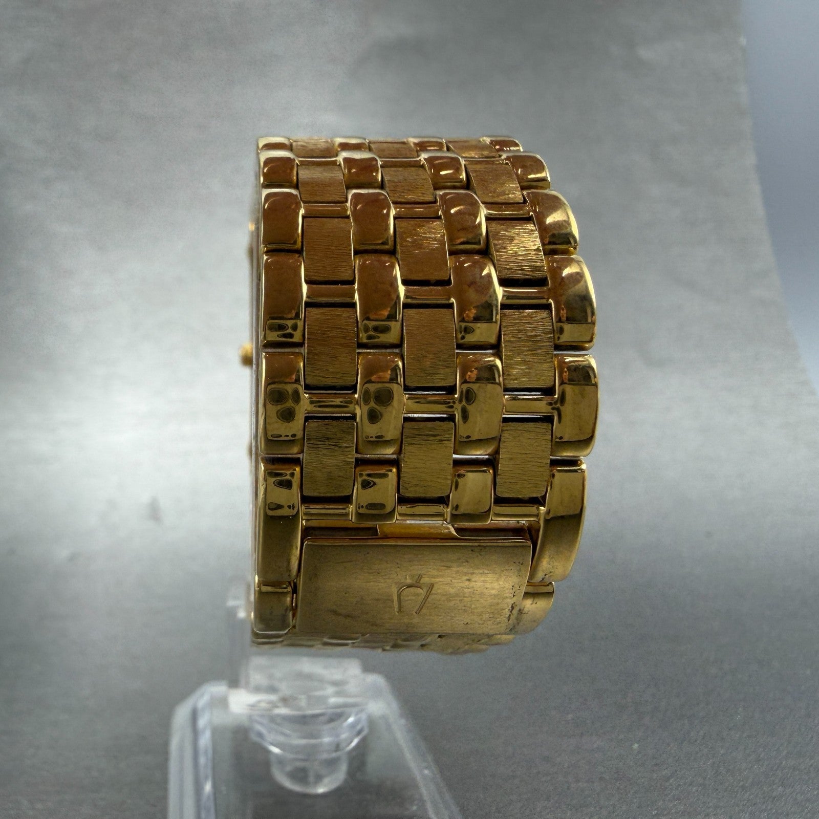 Bulova Tank Watch Men 25mm Black Dial Gold Tone Rectangle 97F61 New Battery7
