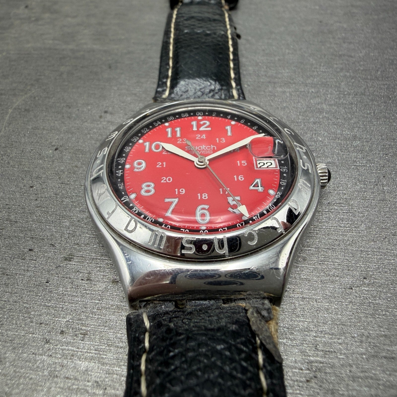 Swatch Irony Happy Joe Red Watch Men 38mm Red Dial Steel Date Round New Battery2