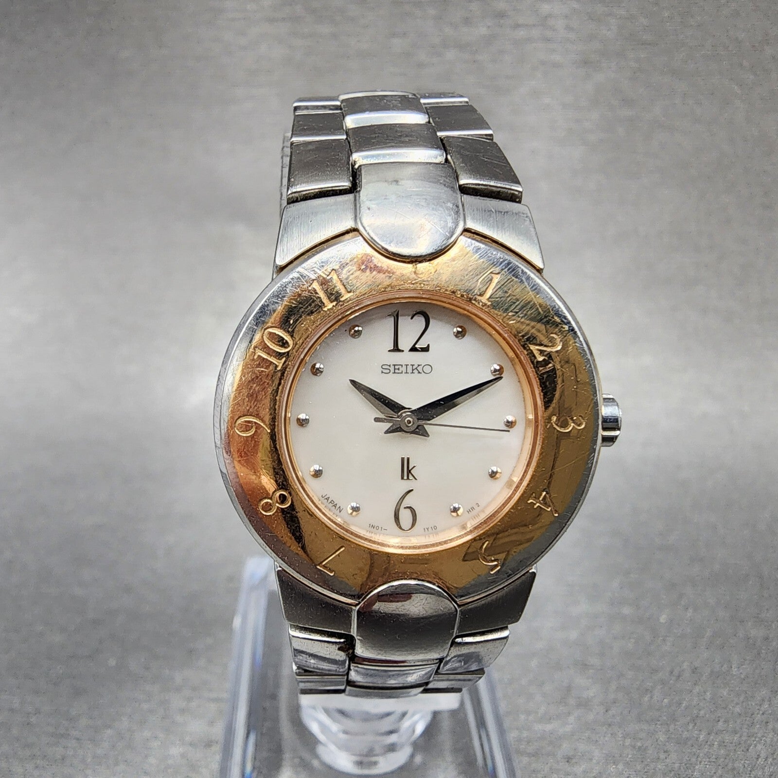Seiko Lukia Watch Women 24mm MOP Dial Two Tone Round 1N010L80 New Battery0