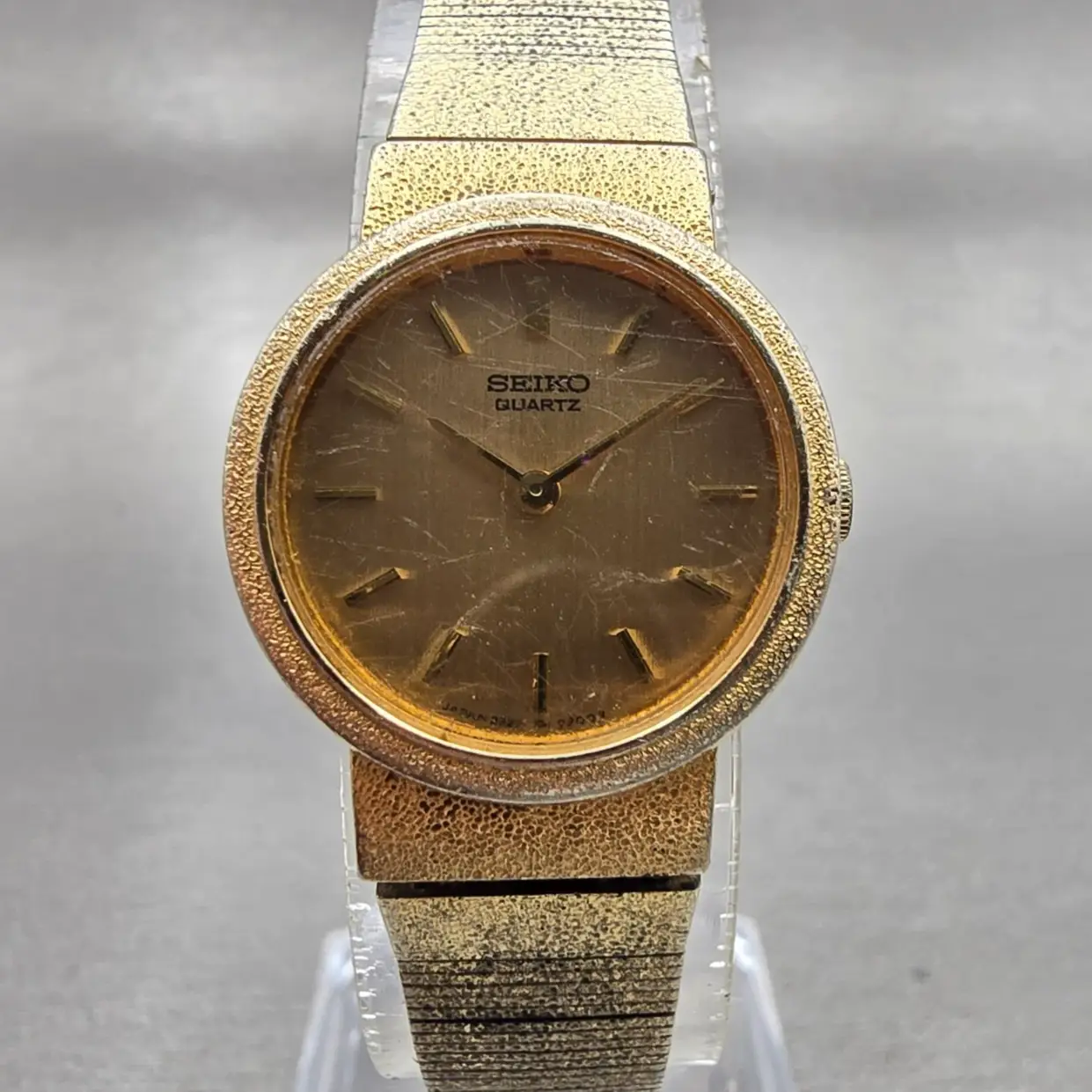 Seiko Watch Women 21mm Gold Dial Gold Tone Round 2320-0058 New Battery Vintage0