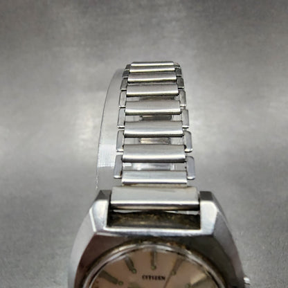 Citizen Watch Women 24mm Silver Dial Silver Tone Manual 552119 Runs4