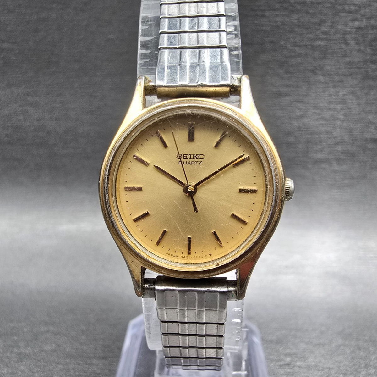 Seiko Watch Women 24mm Gold Dial Gold Tone Round 3421-0100 New Battery Vintage0