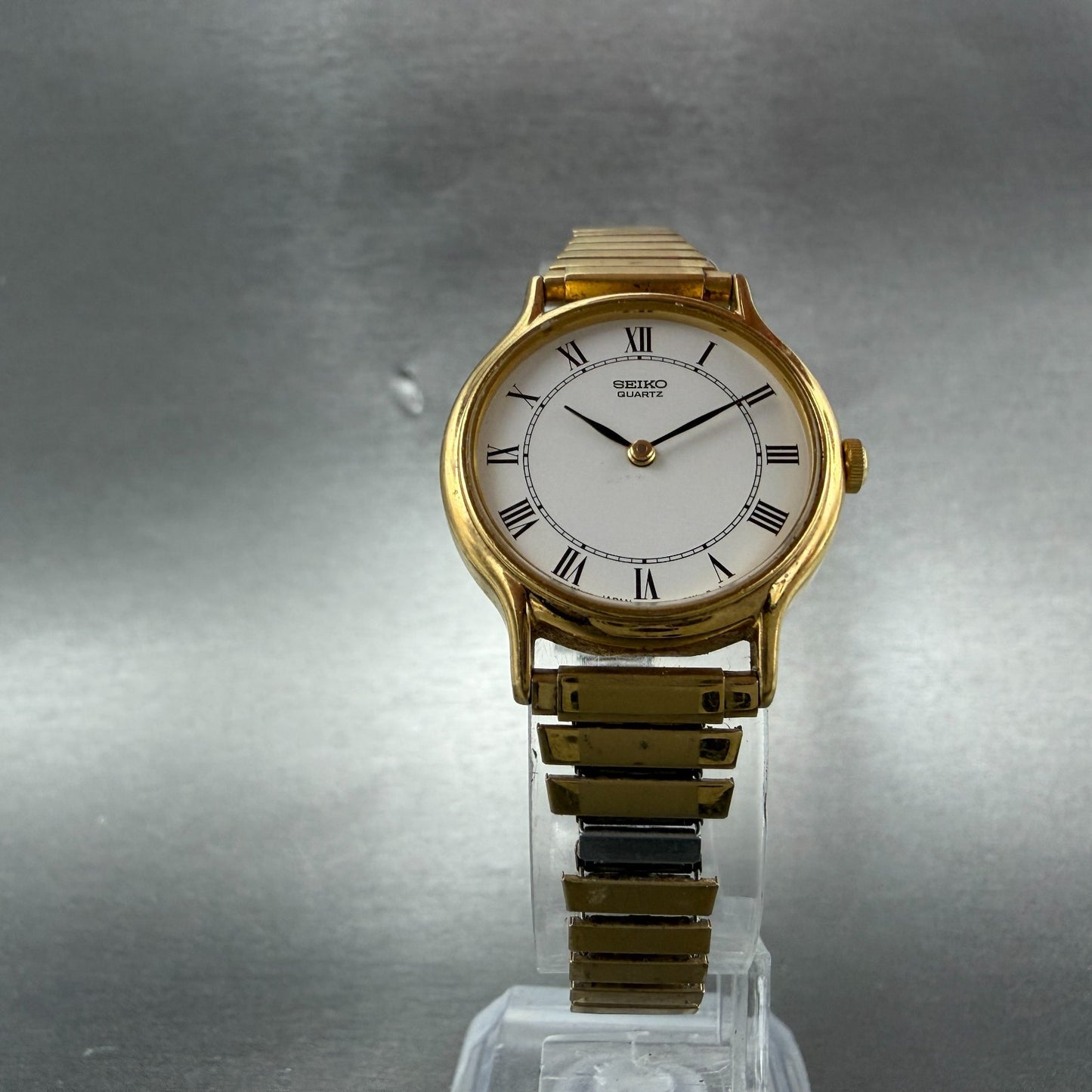 Seiko Watch Women 26mm White Dial Gold Tone Round V700-6091 New Battery Vintage5