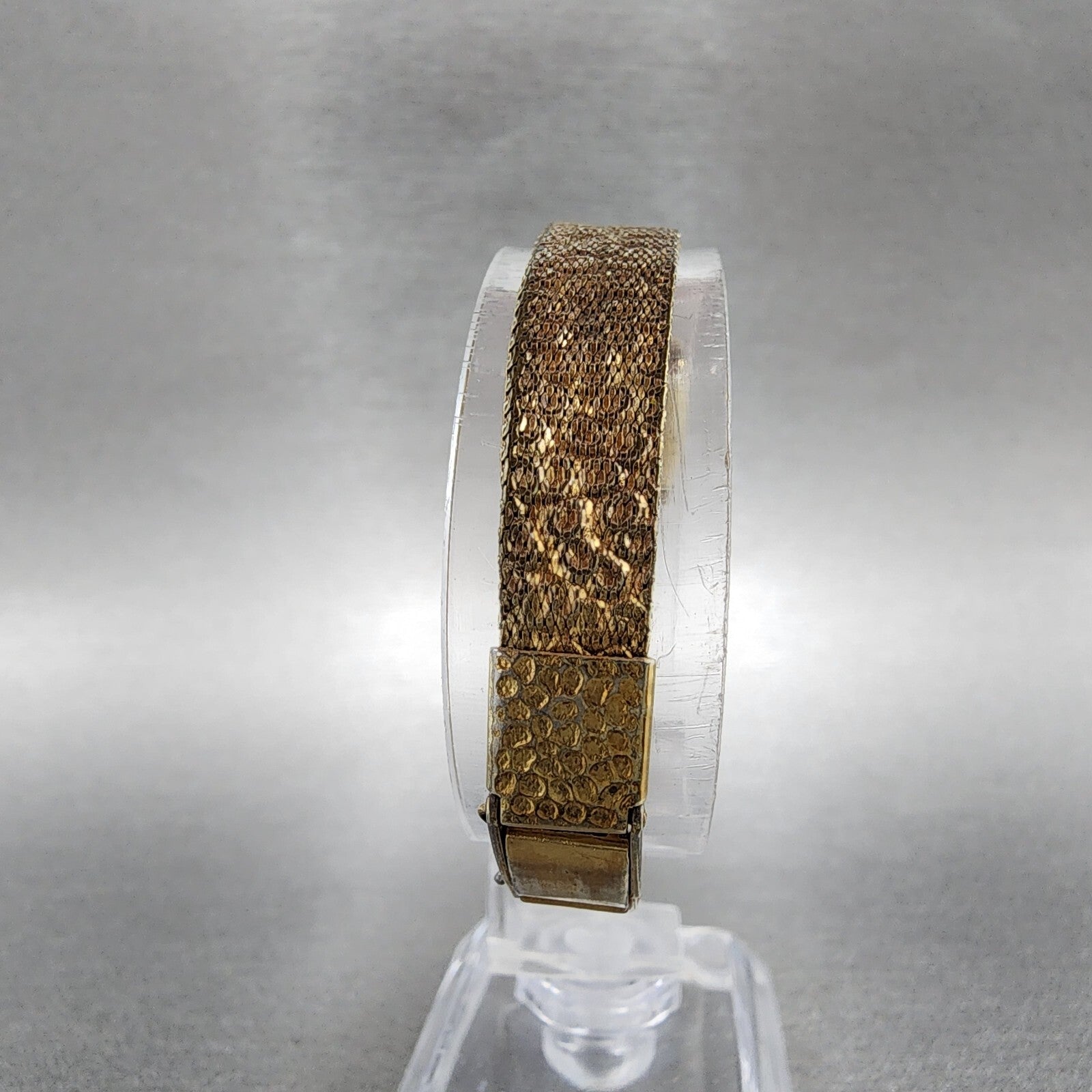 Seiko Tank Watch Women 15mm Champagne Dial Gold Tone Rectangle Manual Wind Runs7