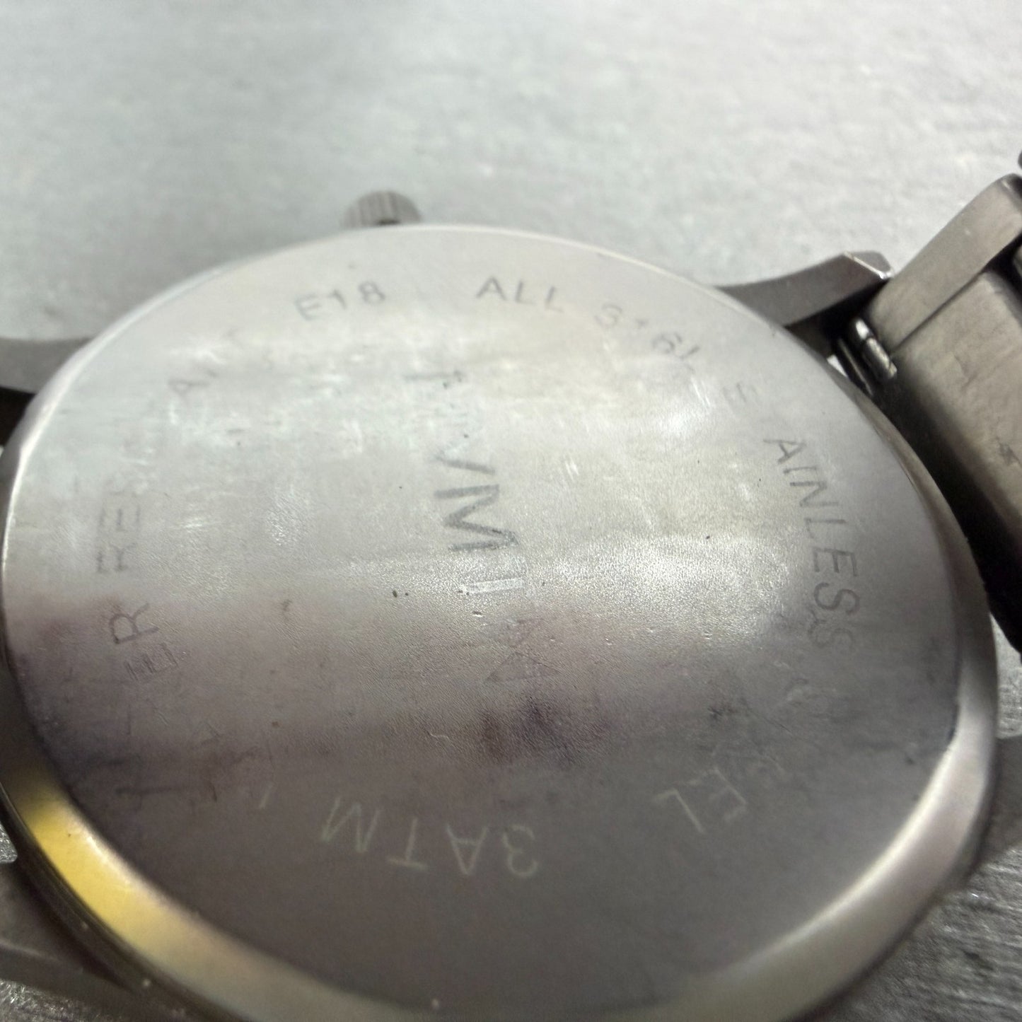 MVMT Classic Watch Men 45mm Gray Dial Gray Tone Date Round New Battery9