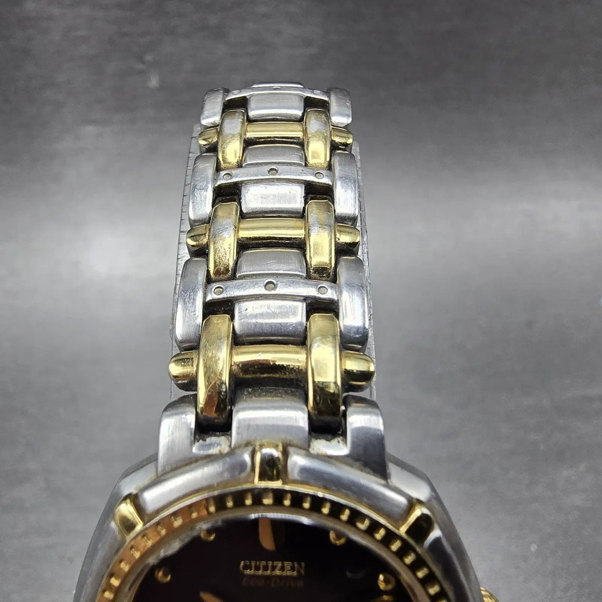 Citizen Eco-Drive Watch Women 27mm Blue Dial Two Tone Date E011-S030561 Runs5