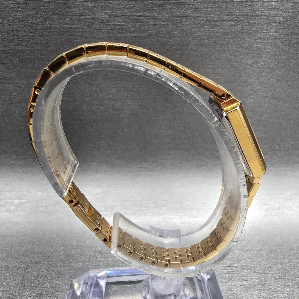 Citizen CQ Watch Women 17mm Gold Dial Gold Tone Rectangle 3220-S16911 New Batt8
