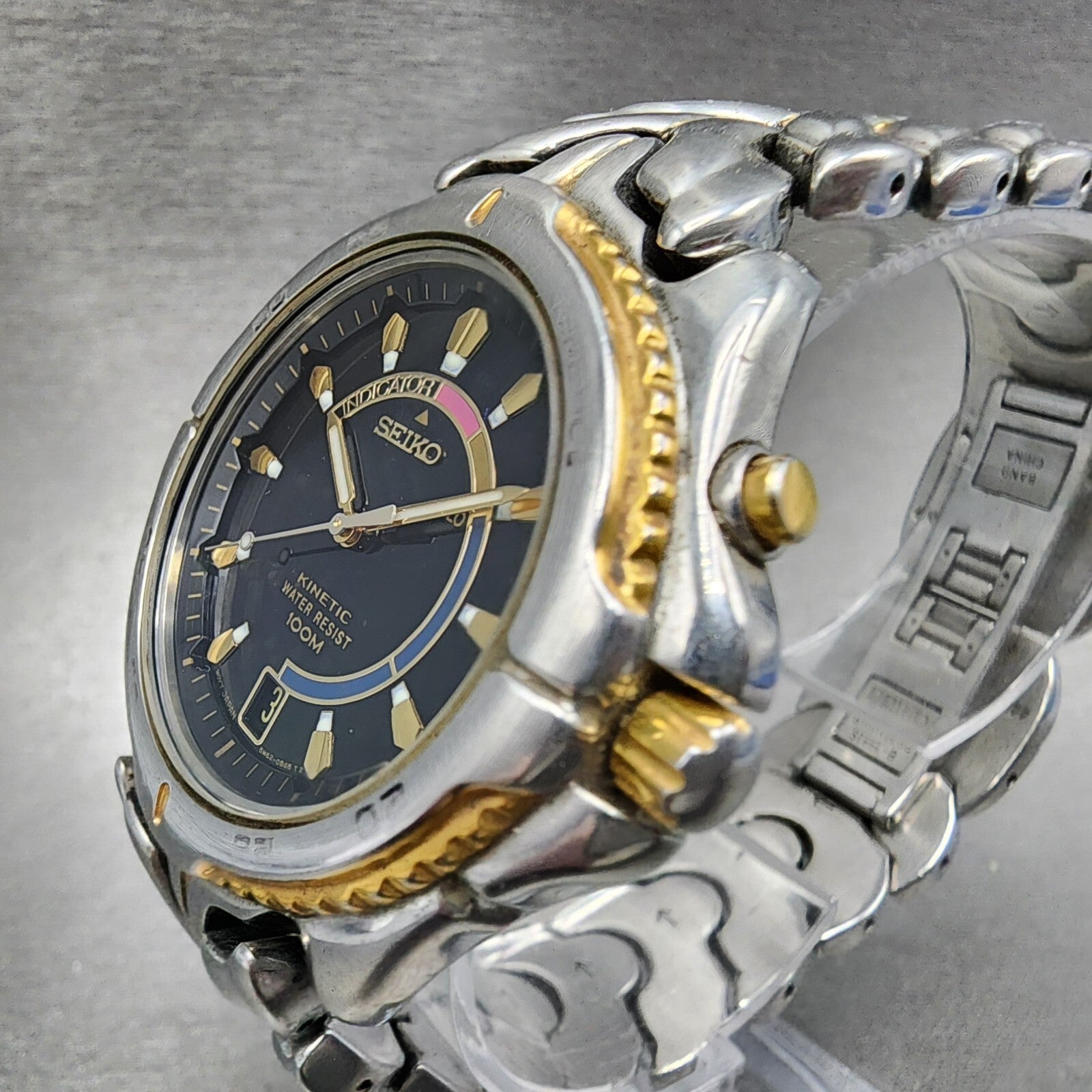 Seiko Kinetic Watch Men 39mm Black Dial Steel Date Round 5M620B40 PARTS3