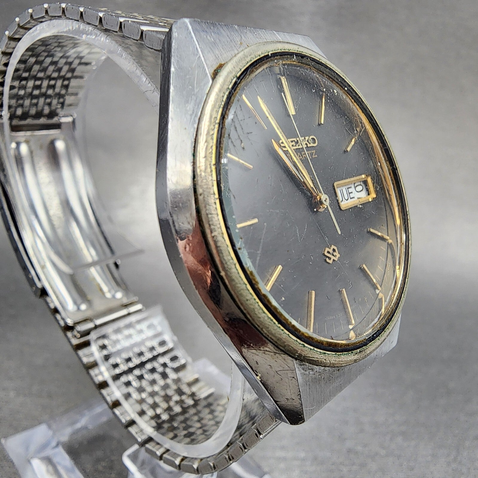 Seiko SQ Watch Men 35mm Gray Dial Two Tone Daydate Round 82238009 PARTS8