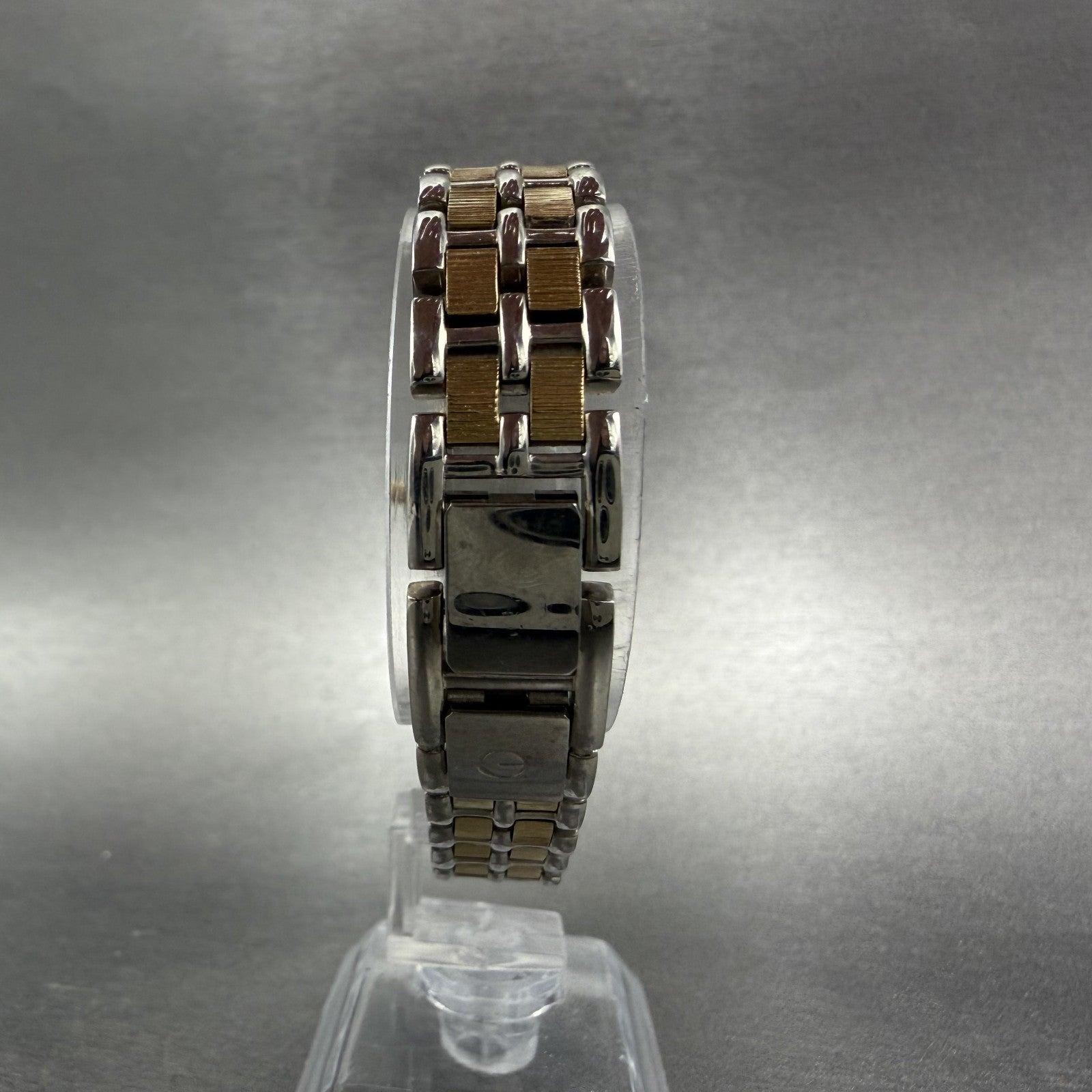 Elgin Watch Women 21mm MOP Dial Two Tone Round Bracelet VC11 New Battery7