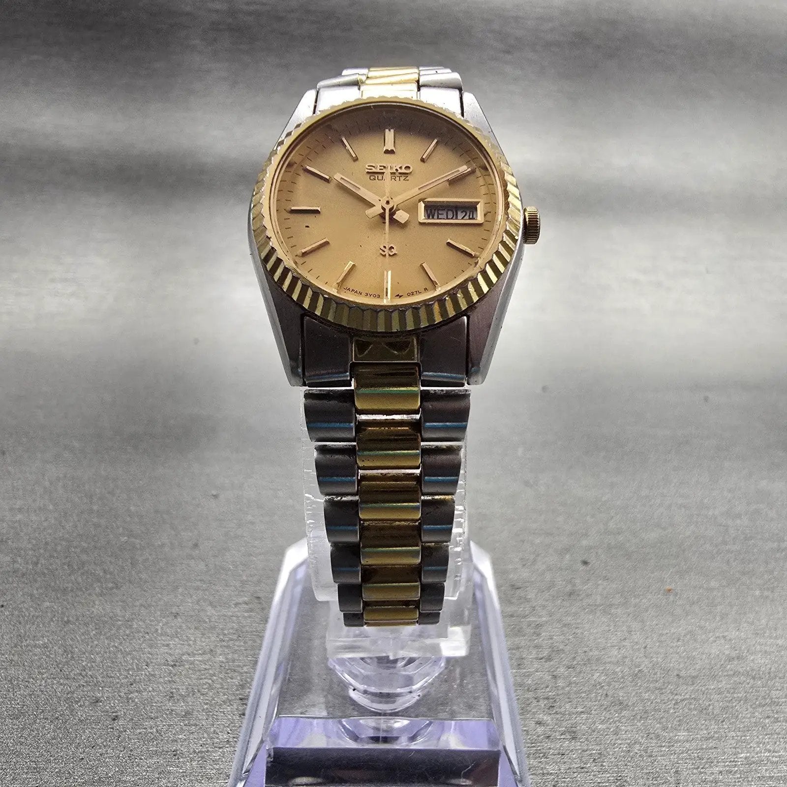 Seiko SQ Watch Women 24mm Gold Dial Two Tone Daydate Round 3Y03-0160 New Battery5
