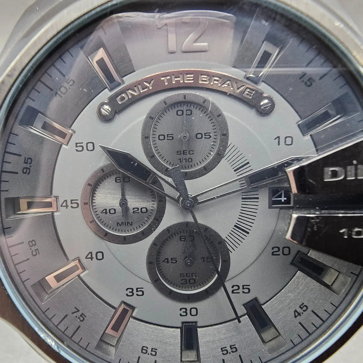 Diesel Mega Chief Watch Men 54mm Gray Dial Gray Tone Date Round New battery1