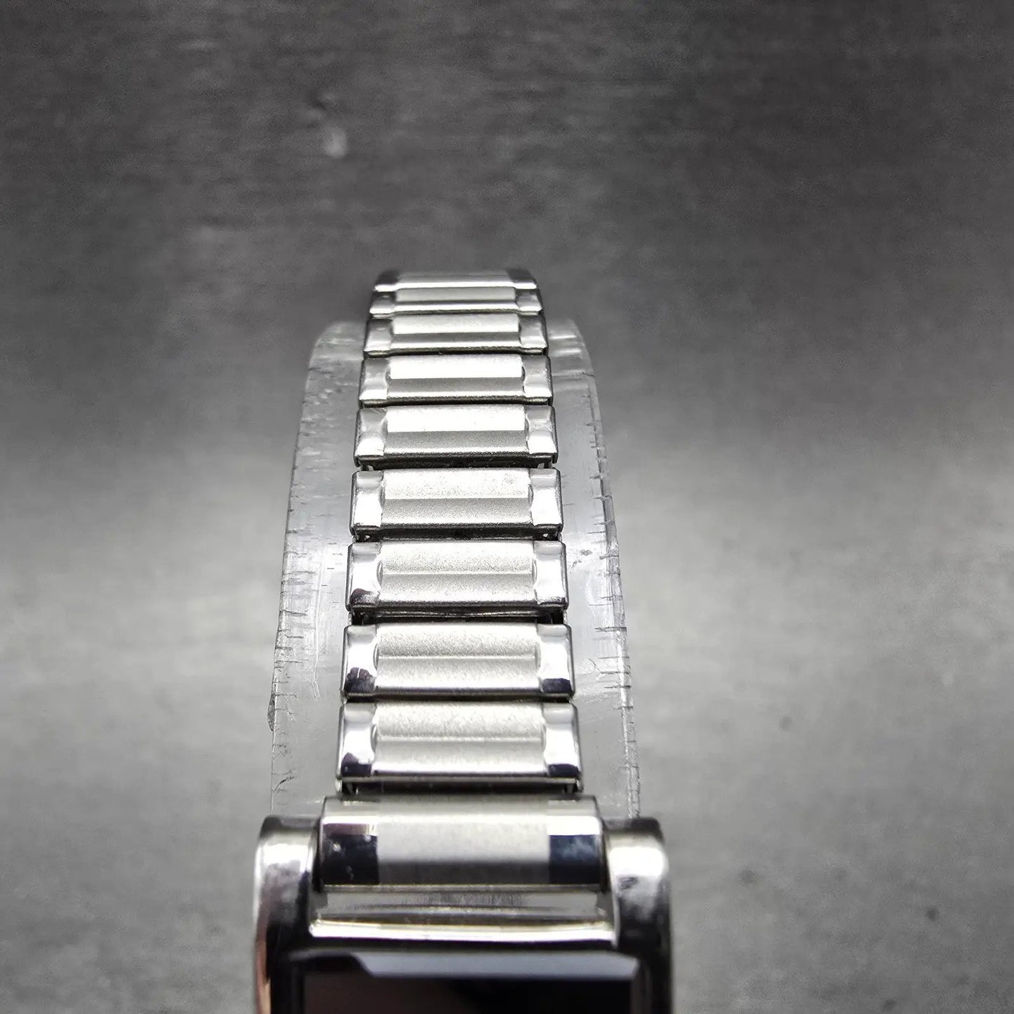 Citizen Eco-Drive Tank Watch Women 14mm Silver Dial Silver Tone G620-R010638 Run4