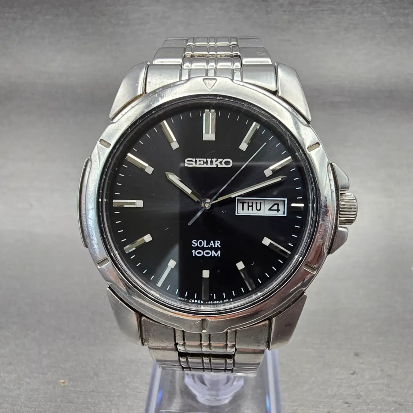 Seiko Solar Watch Men 39mm Black Dial Silver Tone Daydate Round V158-0AD0 Works0