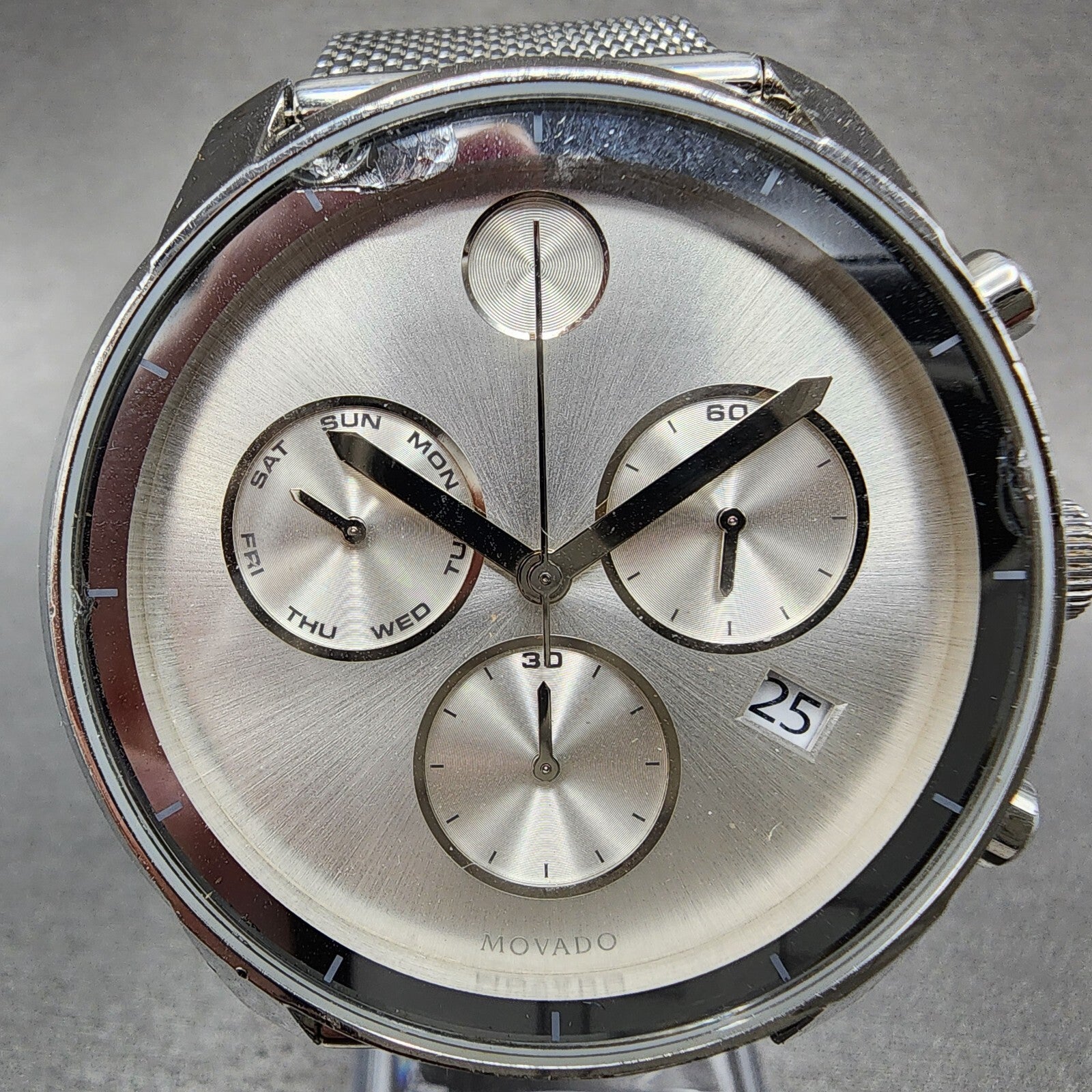 Movado Bold Chronograph Watch Men 44mm Silver Dial Steel Daydate Round New batt1