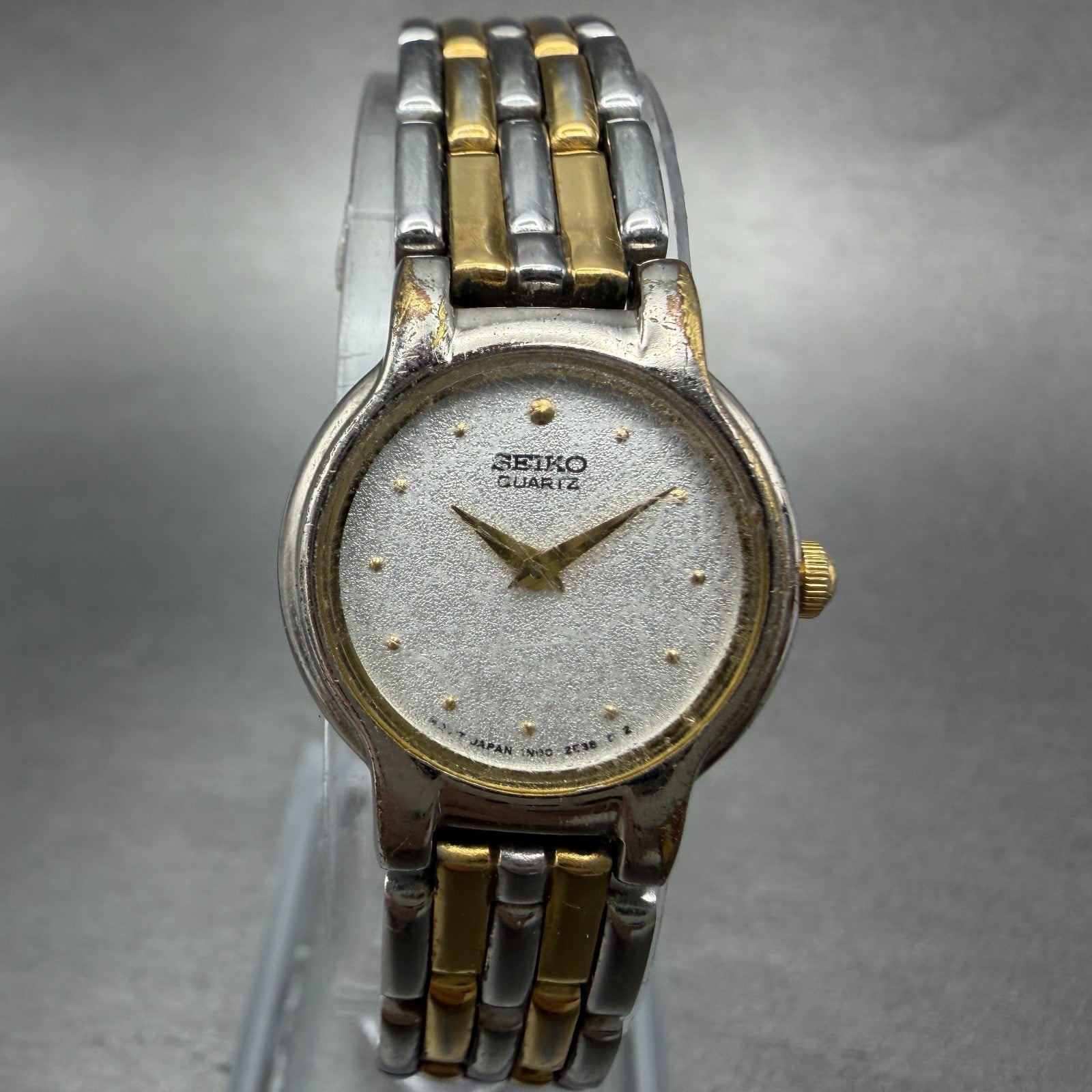 Seiko Watch Women 20mm Silver Dial Two Tone Round Vintage 1N00-0G69 New Battery30