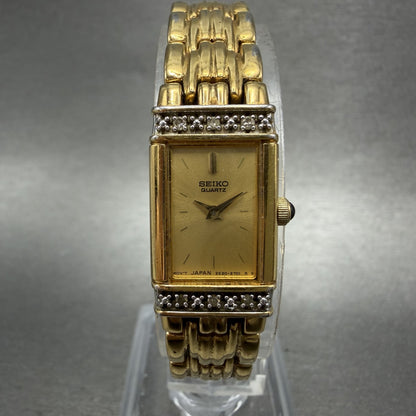 Seiko Tank Watch Women 14mm Champagne Dial Gold Tone 2E207191 New Battery0