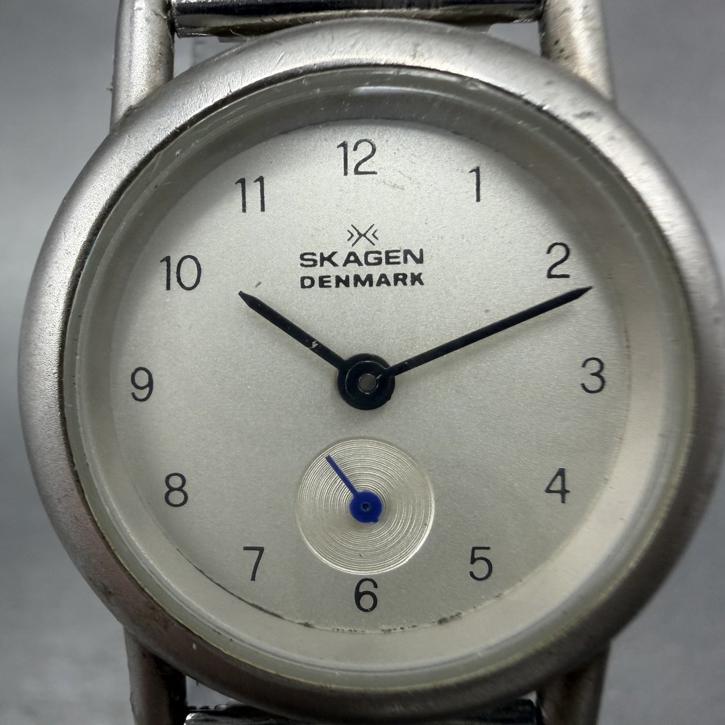 Skagen Watch Women 28mm Silver Dial Silver Tone Small Seconds Round New Battery1