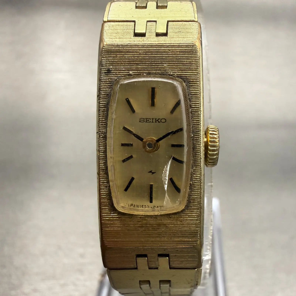 Seiko Tank Watch Women 12mm Champagne Dial Gold Tone Rectangle 1520-3339 Works0