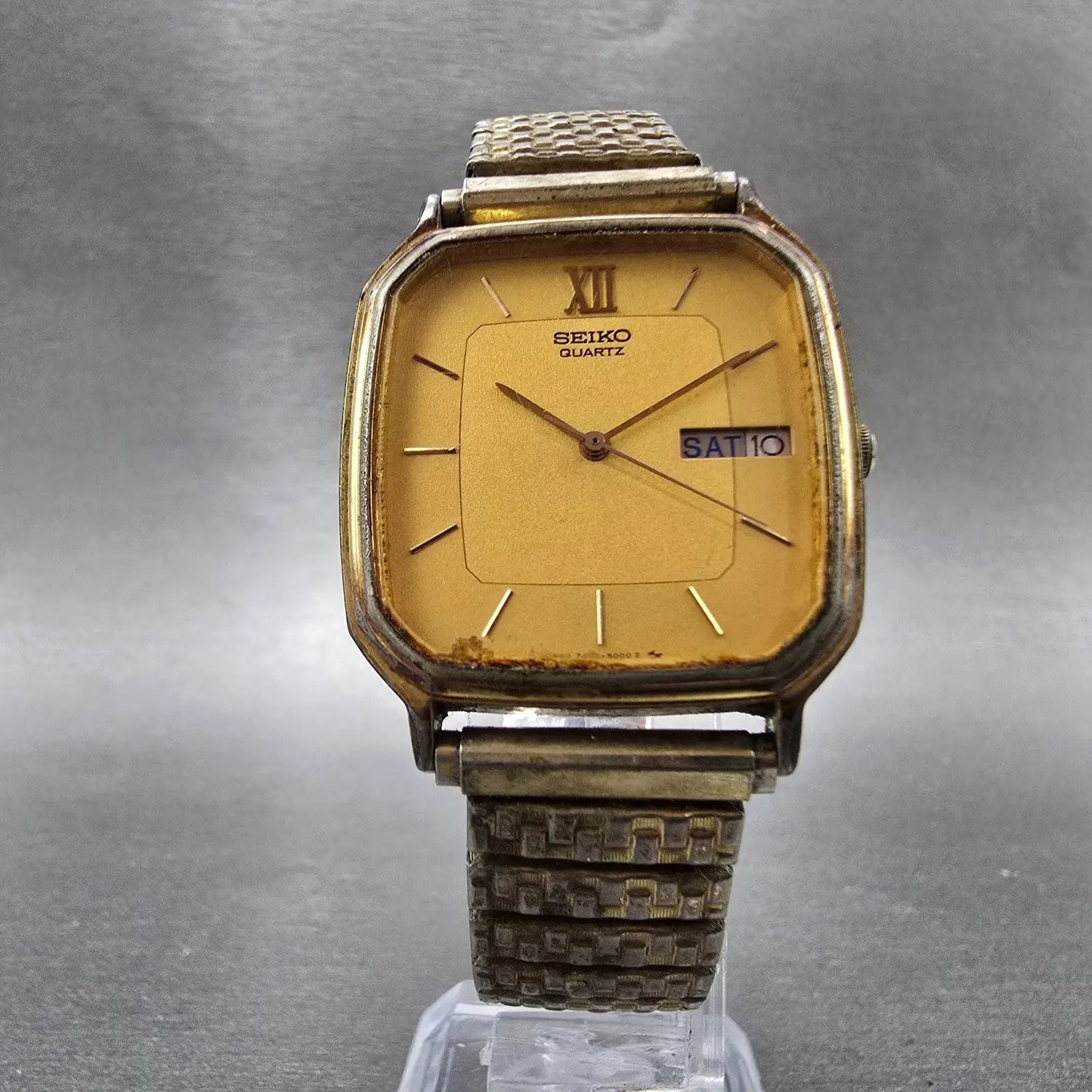 Seiko Watch Men 30mm Gold Dial Gold Tone Rectangle 7433-5009 PARTS Vintage6