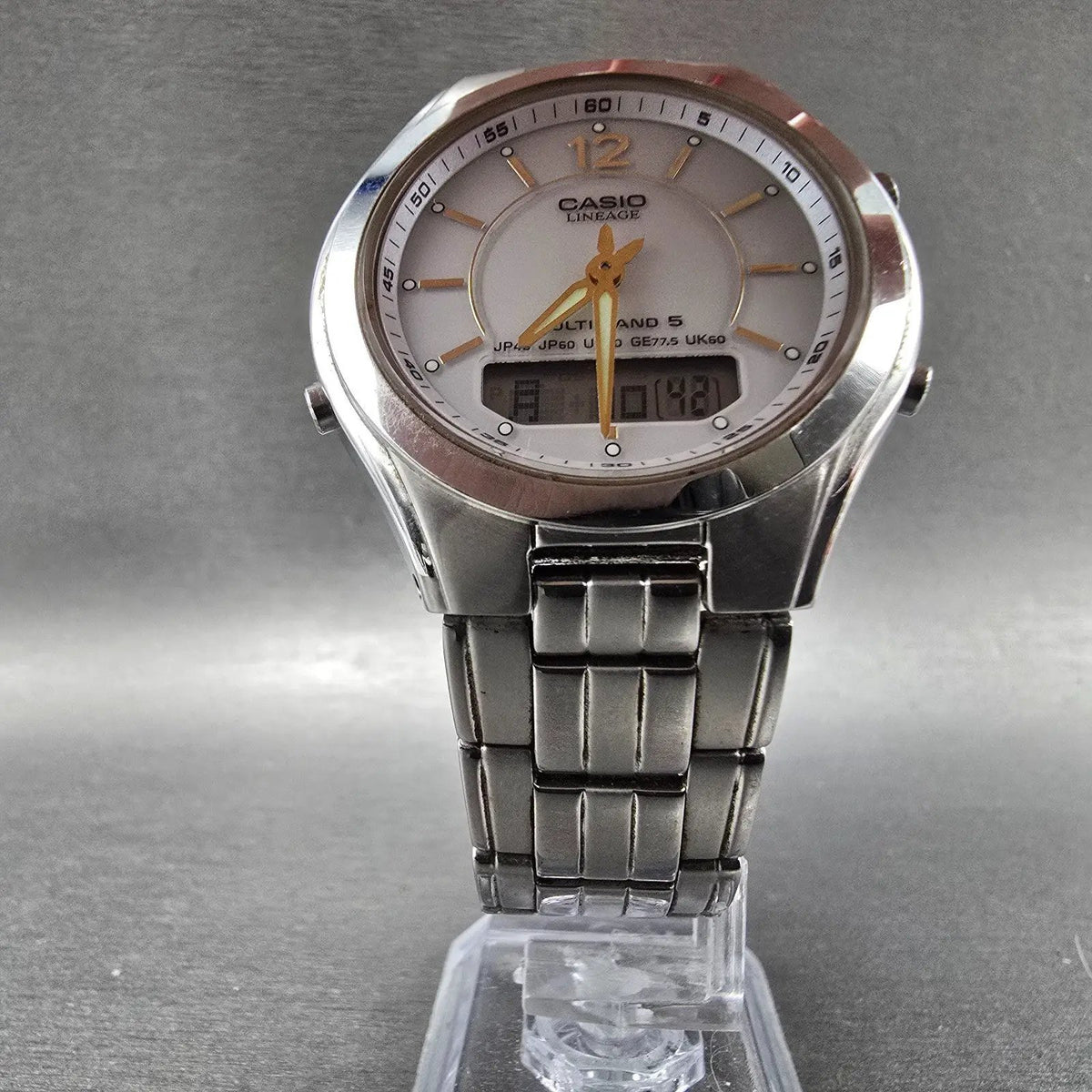 Casio Lineage LCW-M200 Watch Men 38mm White Dial Steel Analog Digital Solar JDM25