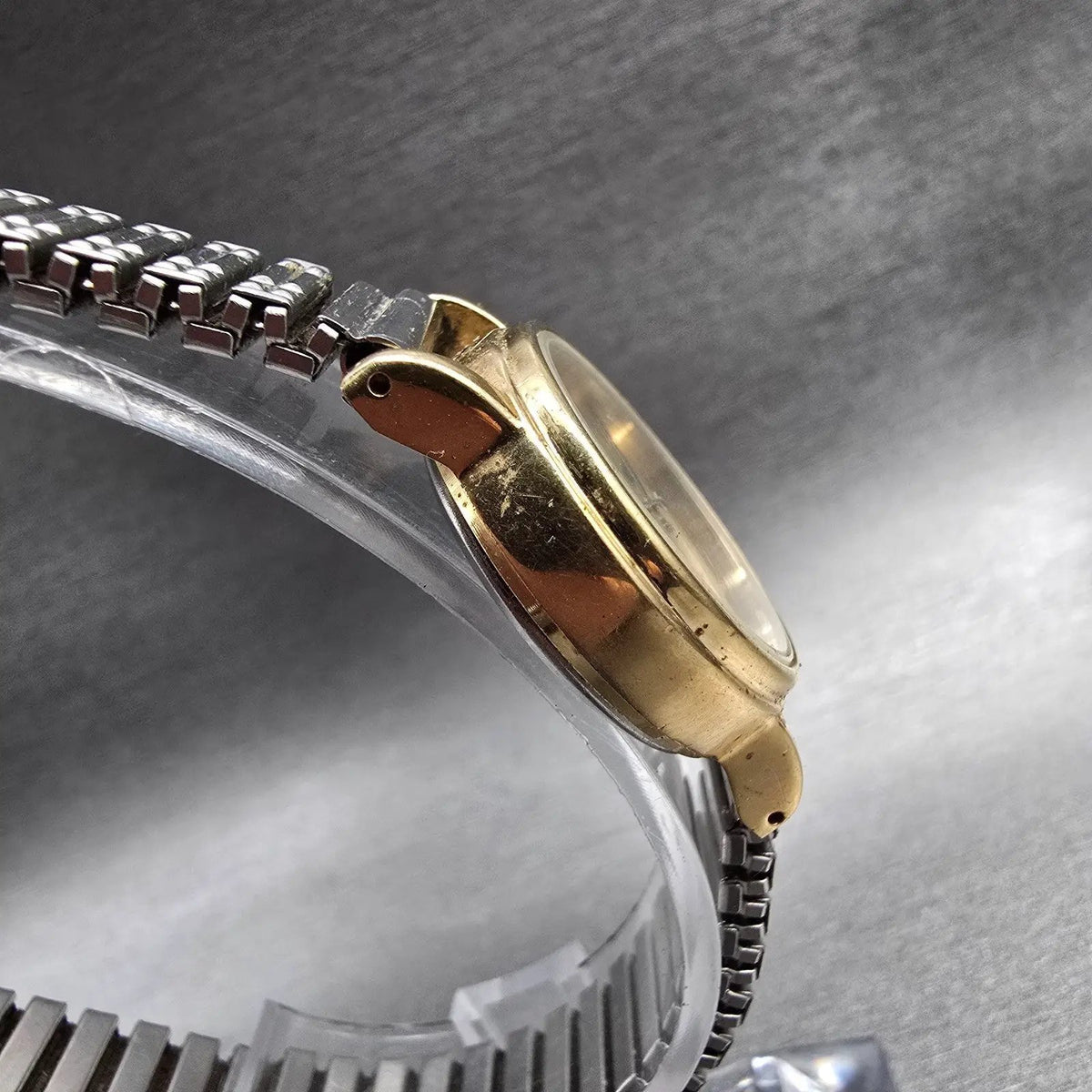 Seiko Alba Watch Women 24mm Champagne Dial Gold Tone Round V515-6300 New Battery3