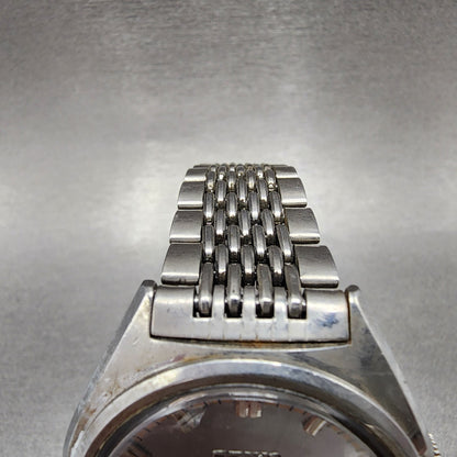 Seiko EL-330 Watch Men 39mm Blue Dial Silver Tone Date Round 3302-8070 PARTS