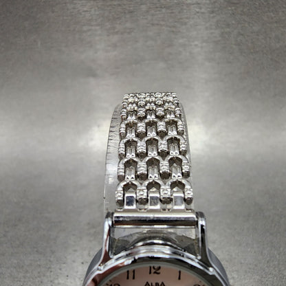 Seiko Alba Watch Women 23mm Silver Dial Silver Tone V8110780 New Battery4