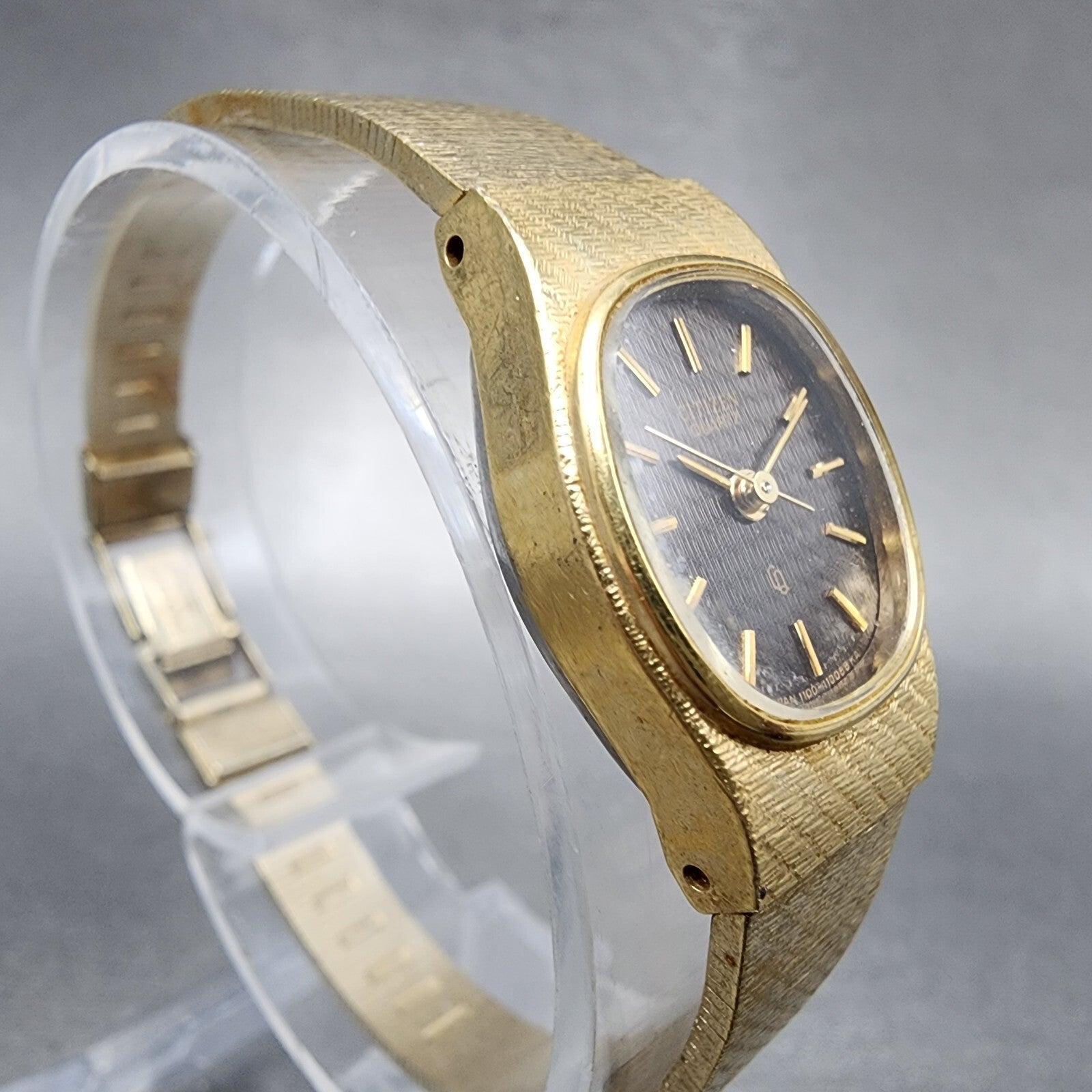 Citizen CQ Watch Women 17mm Brown Dial Gold Tone Oval 4102401 New Battery3