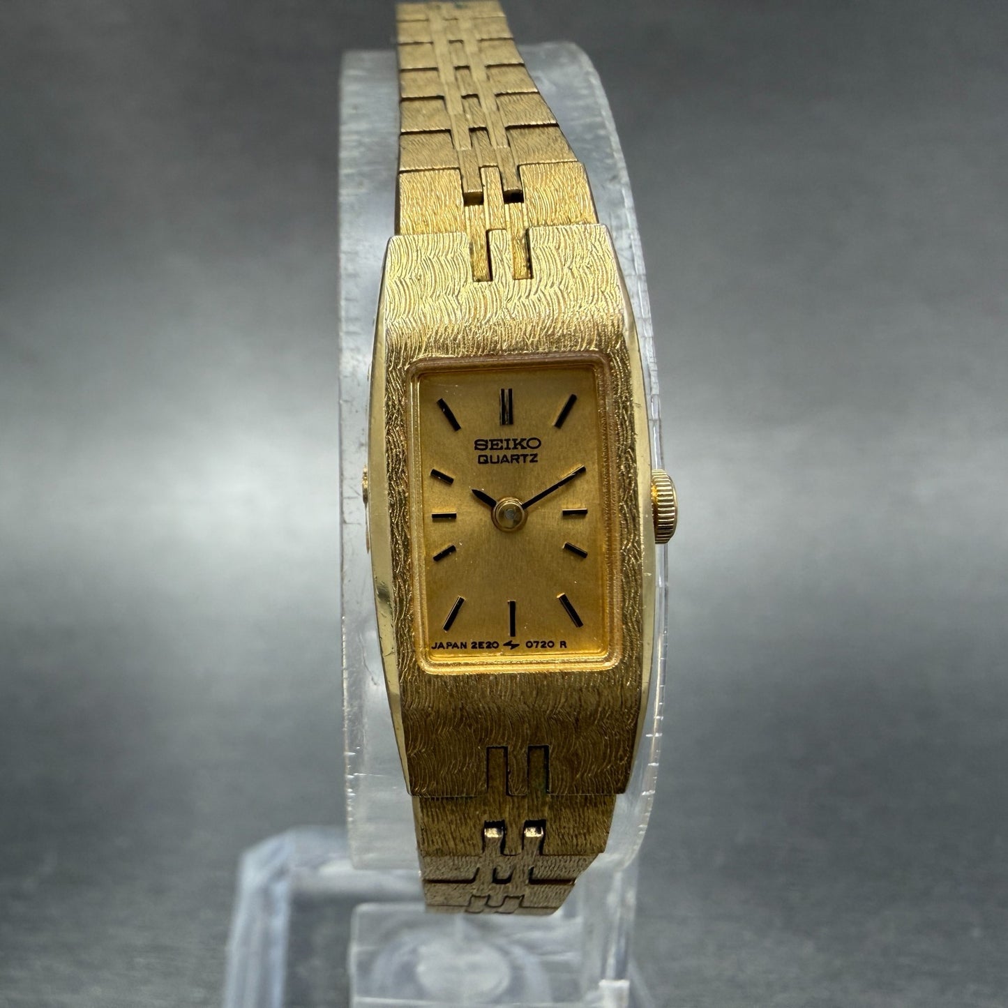 Seiko Tank Watch Women 12mm Champagne Dial Gold Tone 2E20-5559 New Battery BE40