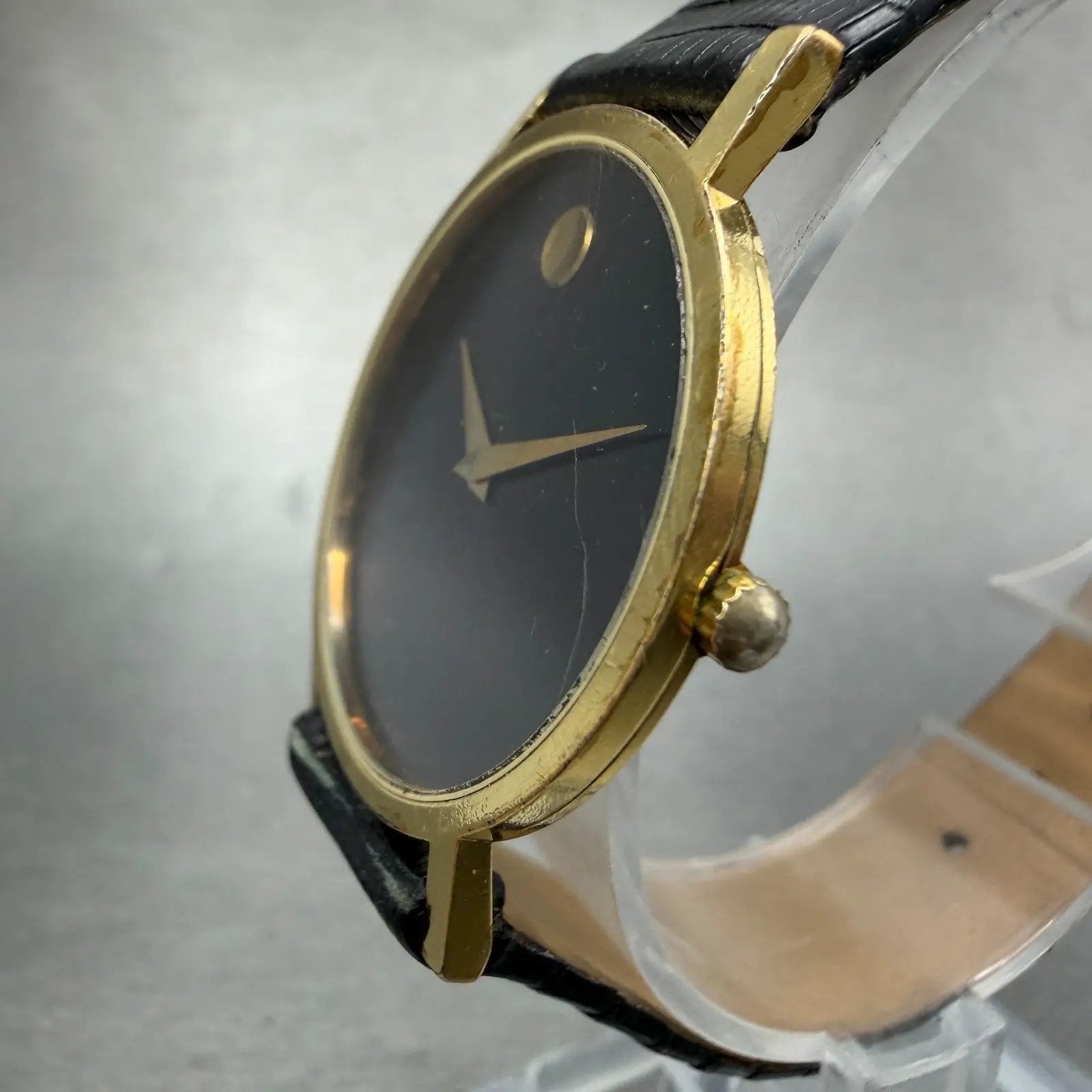 Movado Museum Watch Men 31mm Black Dial Gold Tone Round 87-45-882 New Battery N63